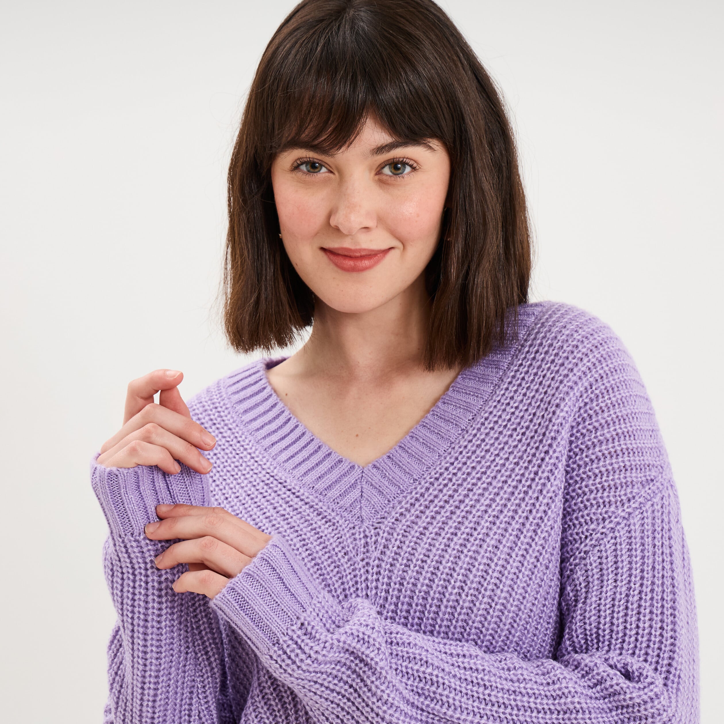 Pull col en V parme femme