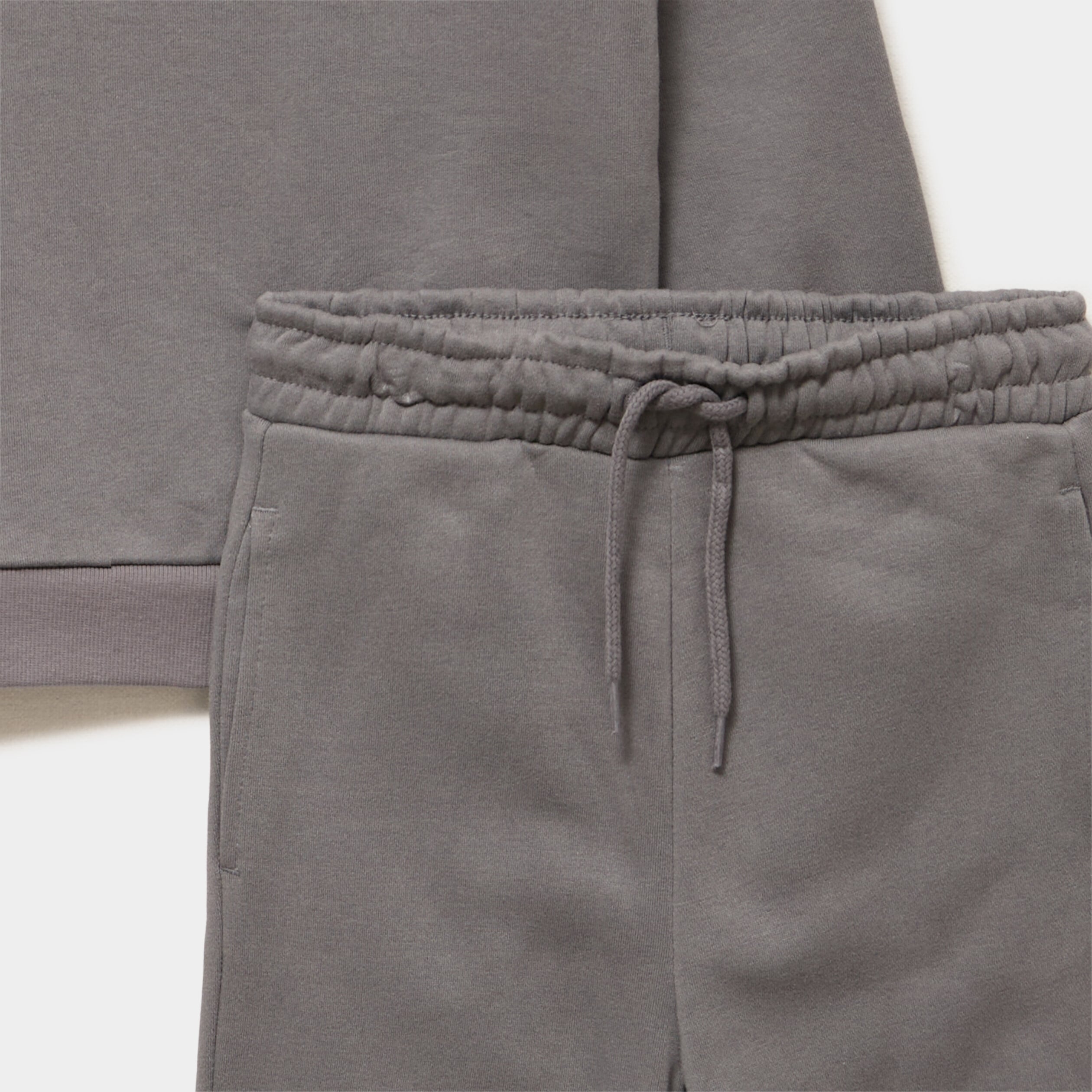 Ensemble jogging sweat et pantalon gris fonc&eacute; gar&ccedil;on