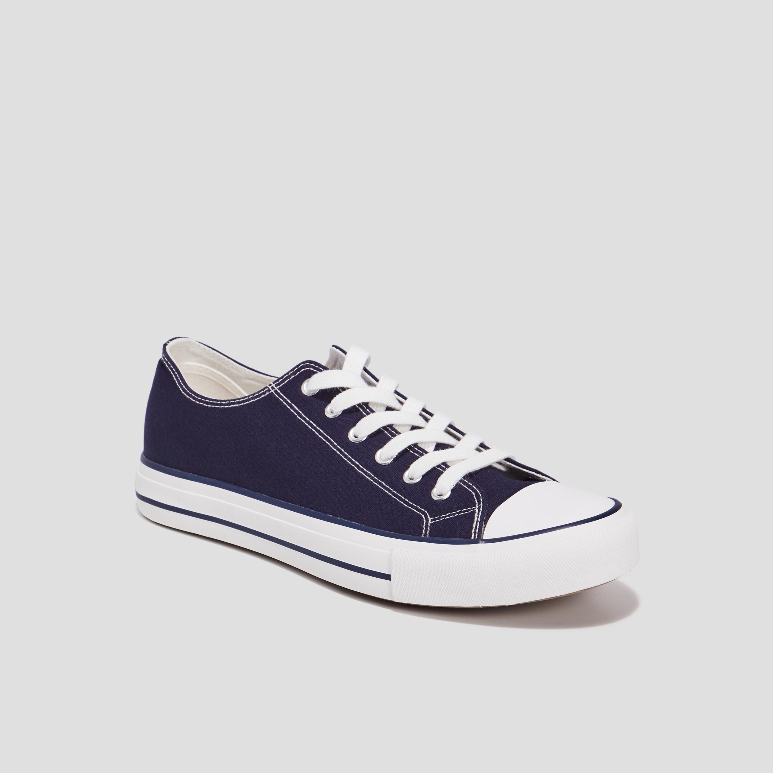 Tennis en toile &agrave; lacets bleu marine homme