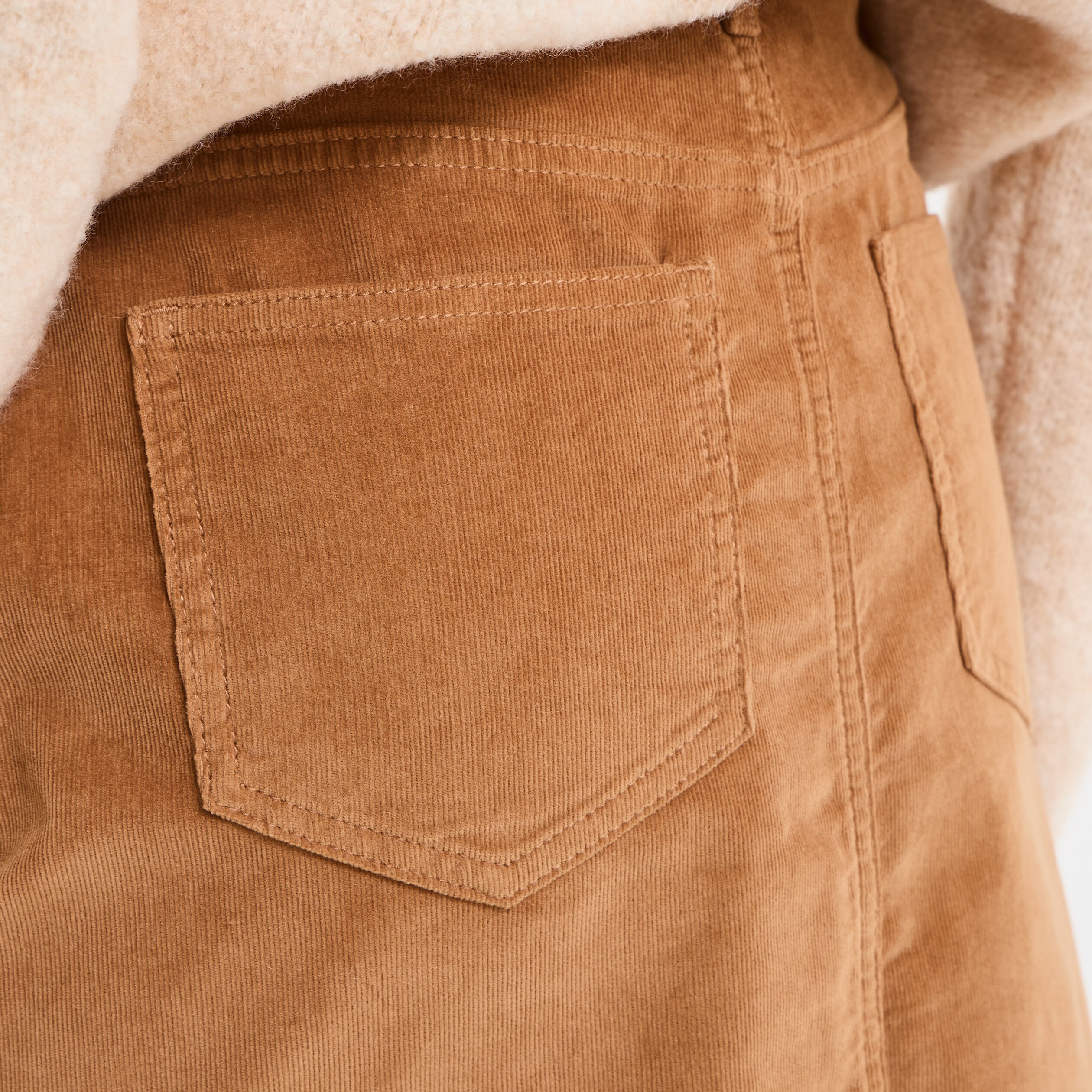 Jupe effet velours courte beige femme