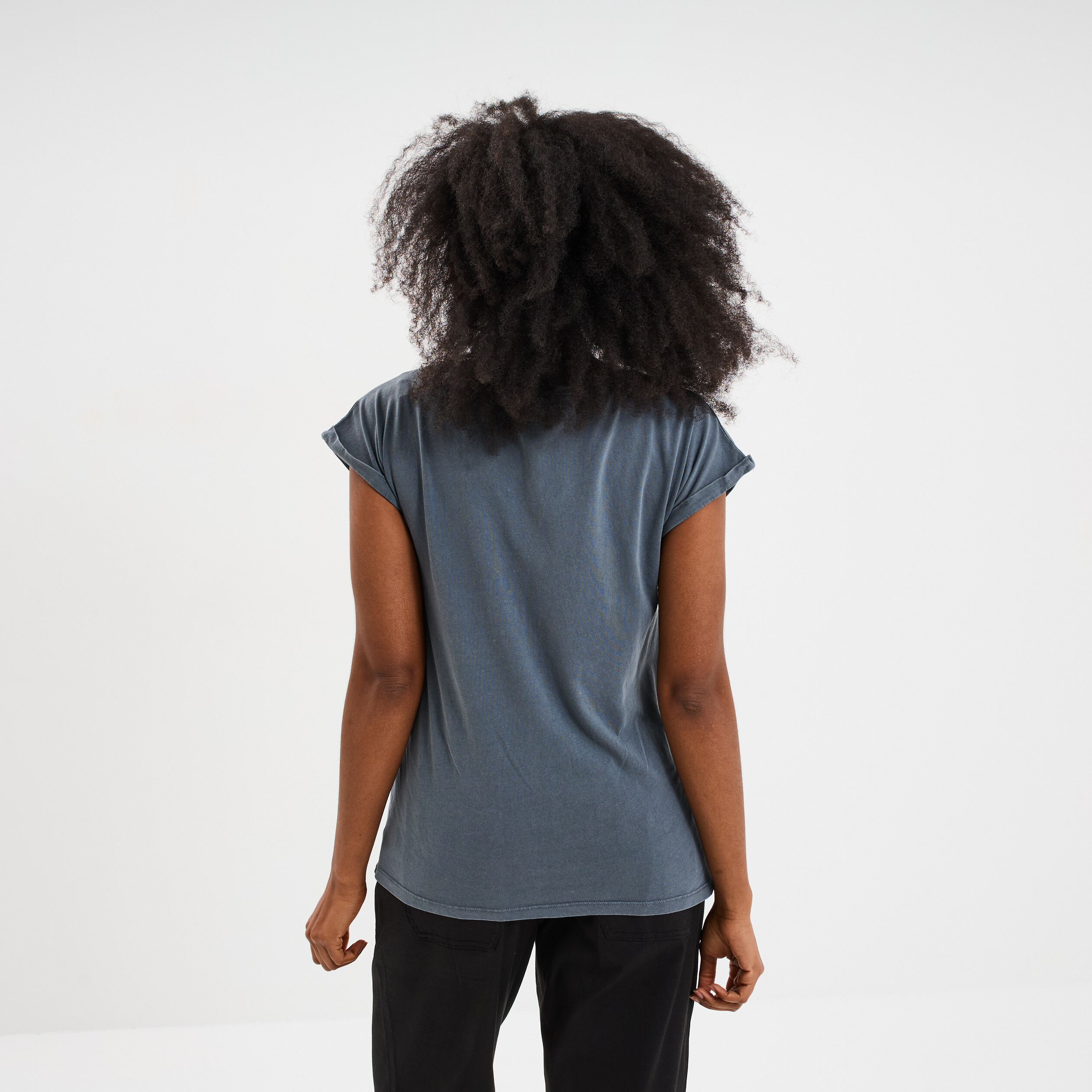 T-shirt d&eacute;lav&eacute; en coton gris femme