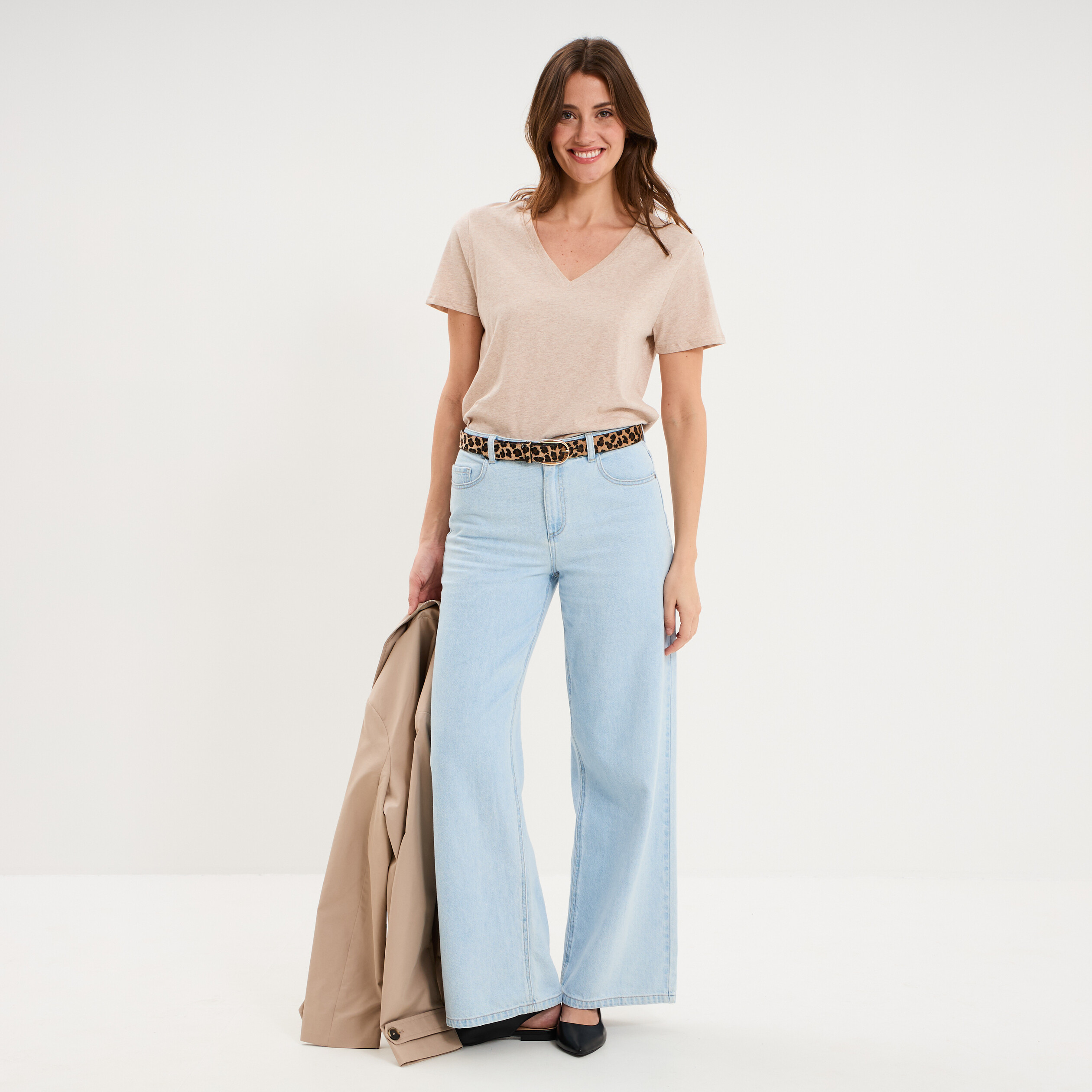 T-shirt manches courtes col en V coton beige femme
