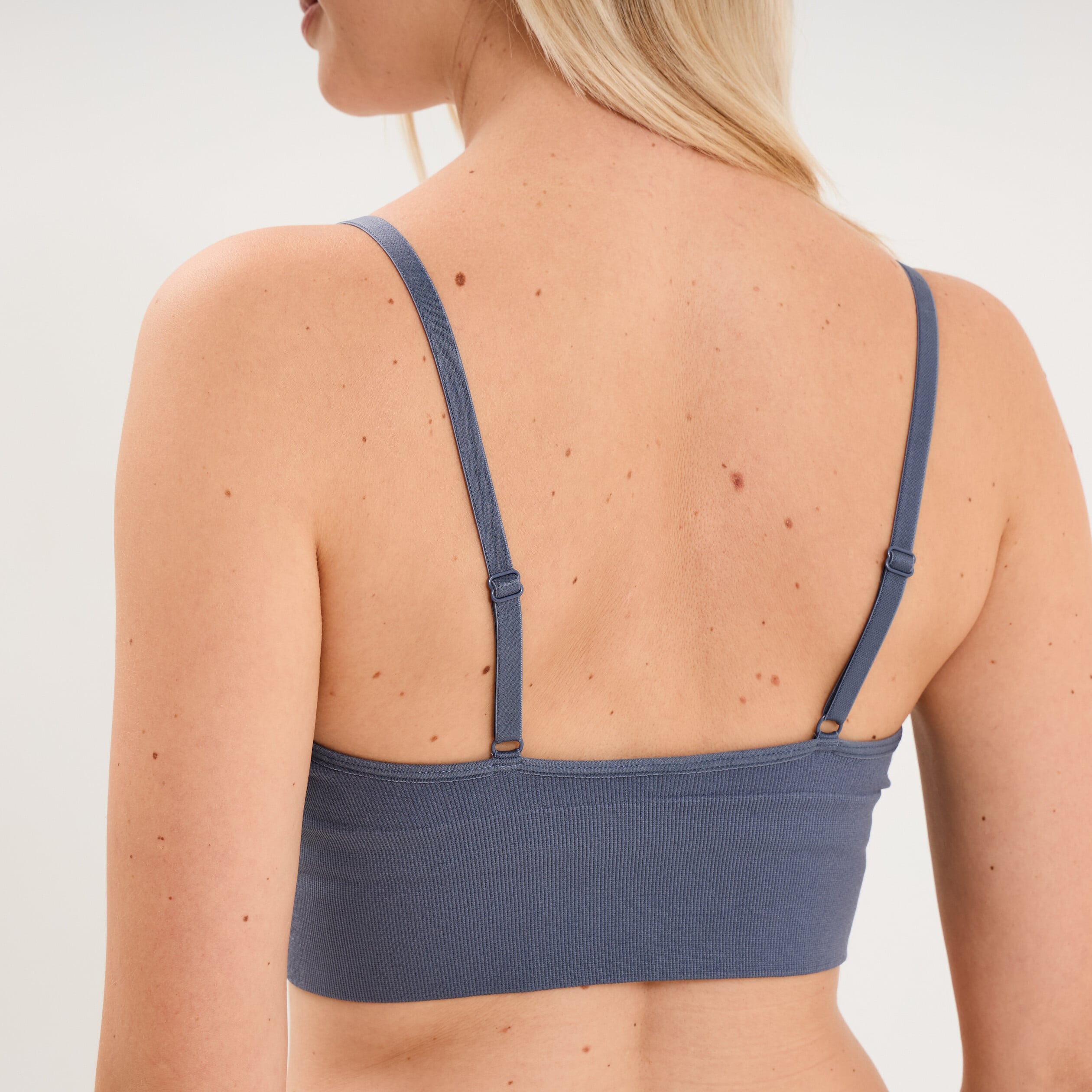 Brassi&egrave;re c&ocirc;tel&eacute;e padd&eacute;e sans armature bleu gris femme