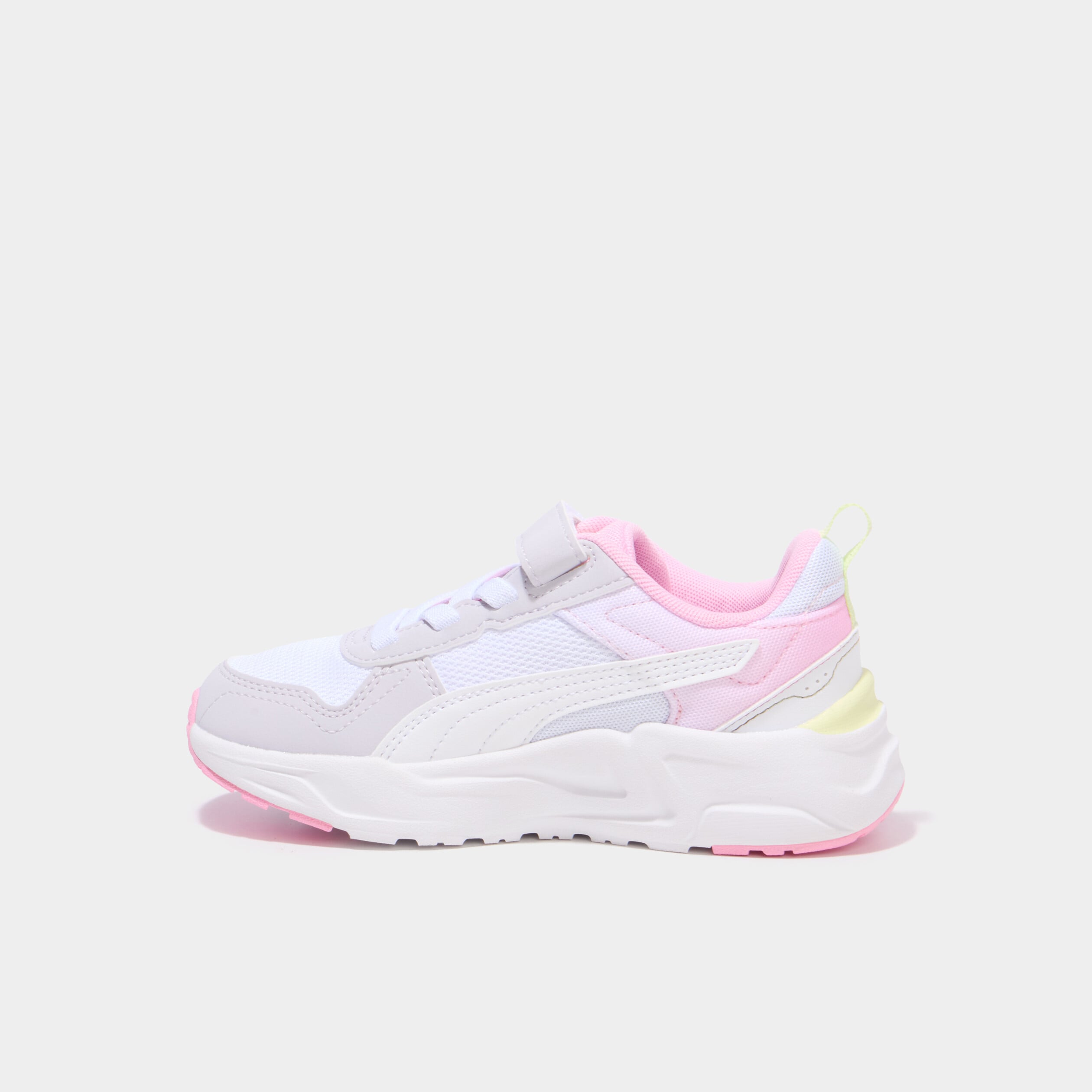 Baskets running &agrave; scratchs Puma Trinity rose clair fille
