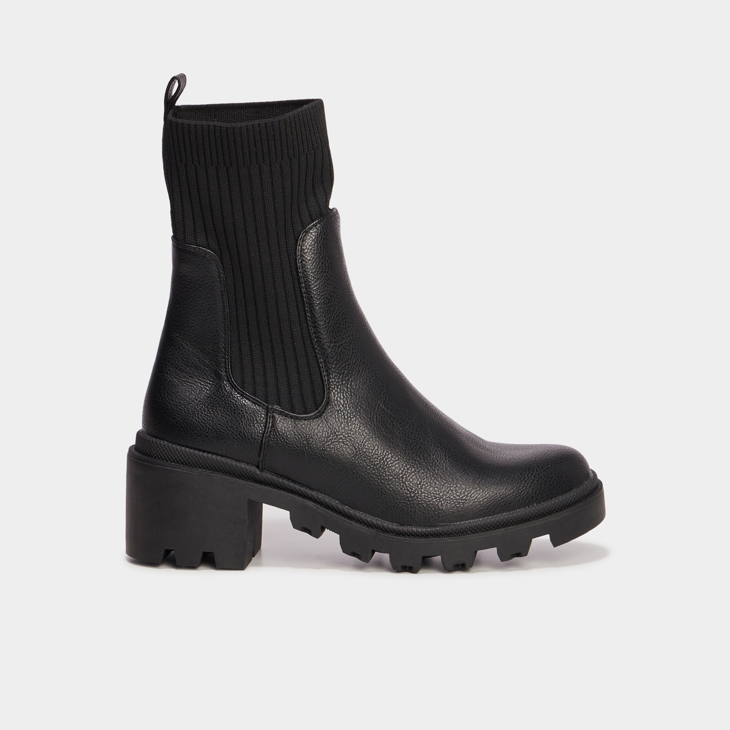 Zara Bottines Ouvertes Sur Le CotÃ© Bottines Chelsea Bottines