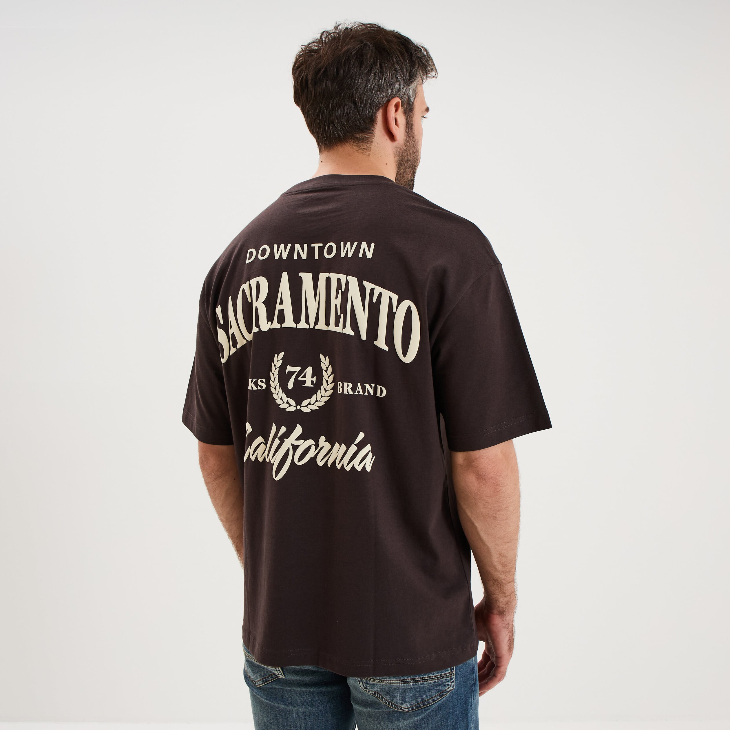 T-shirt relax manches courtes coton marron fonc&eacute; homme