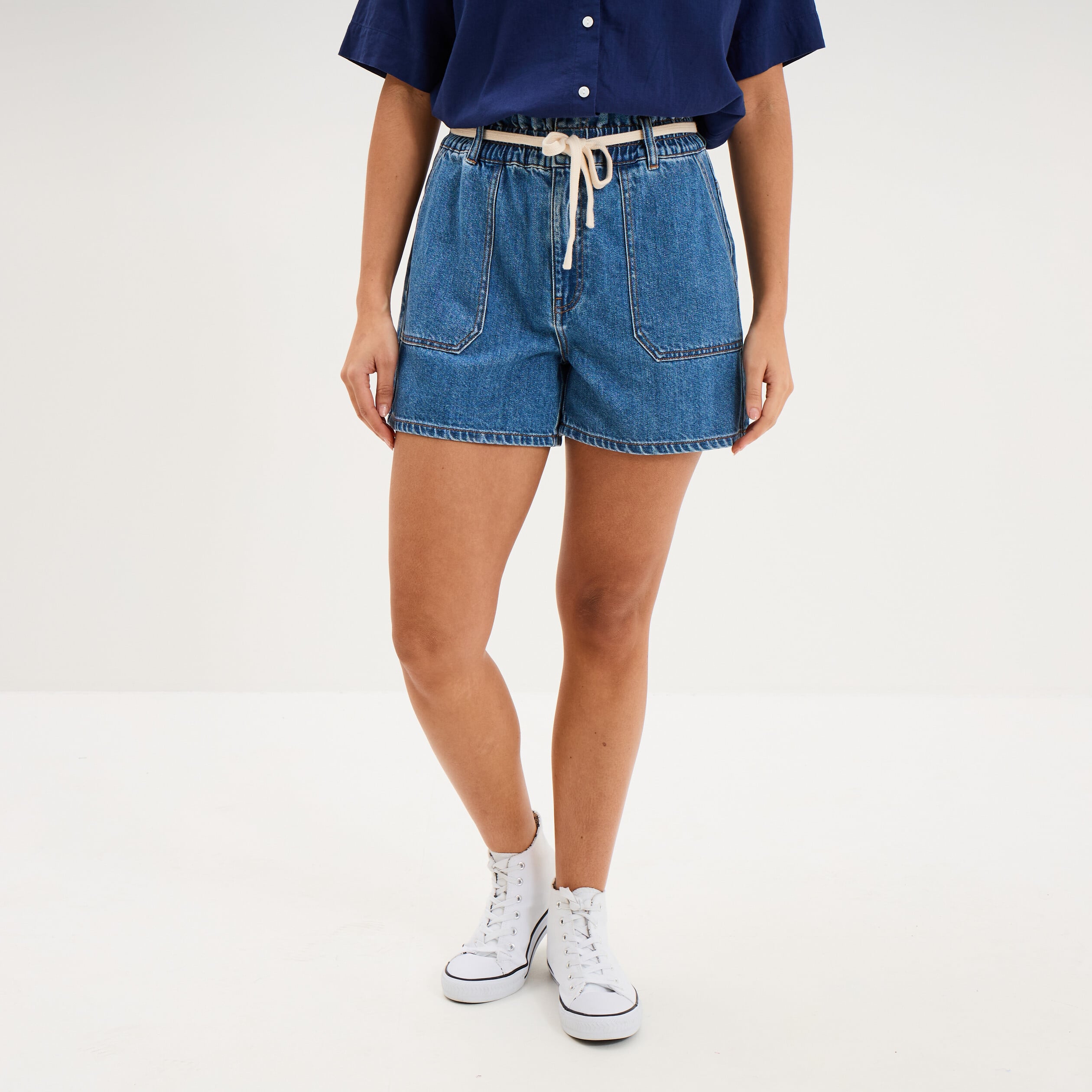 Short mom en jean ceinture cordon denim stone femme