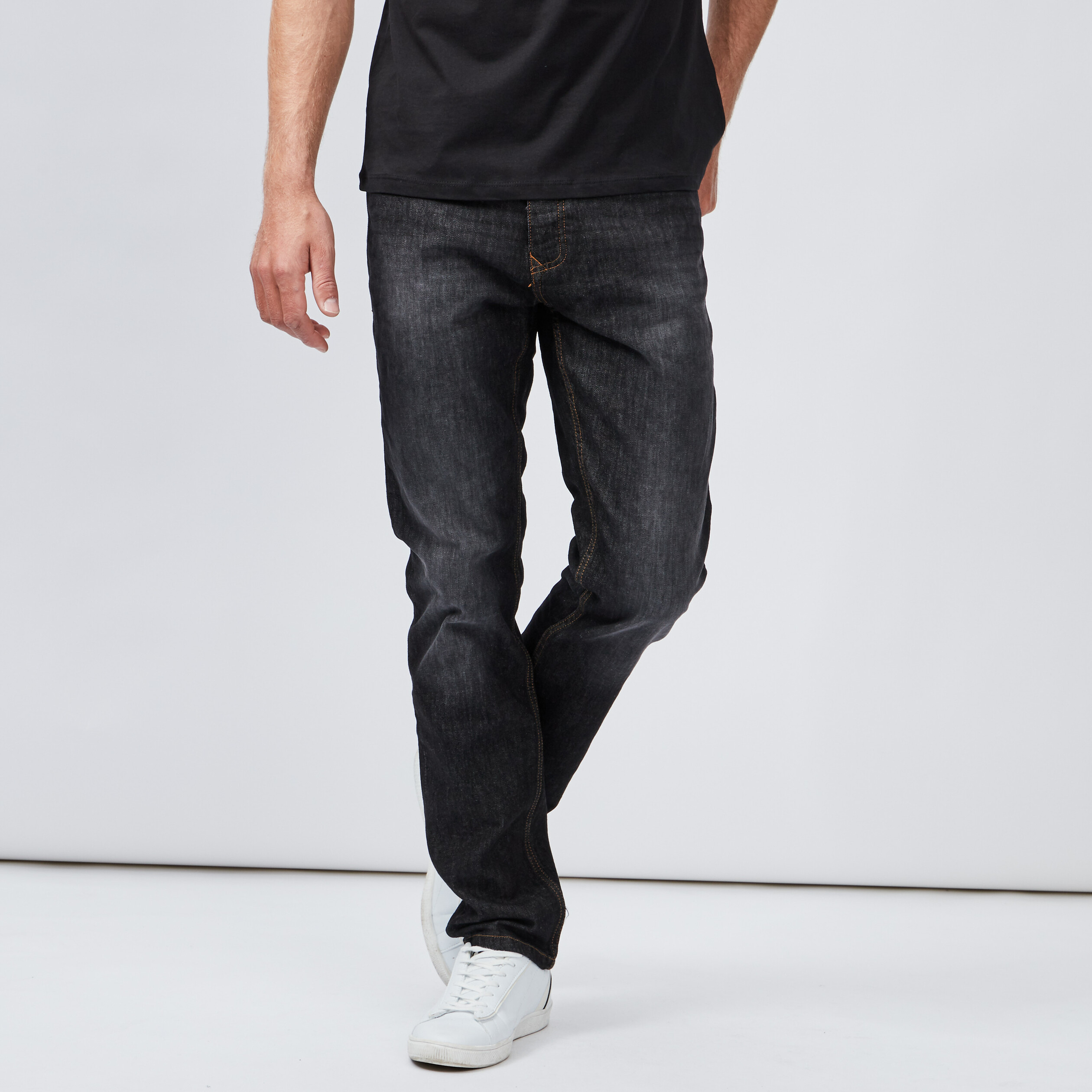 Pantalon jean homme noir délavé