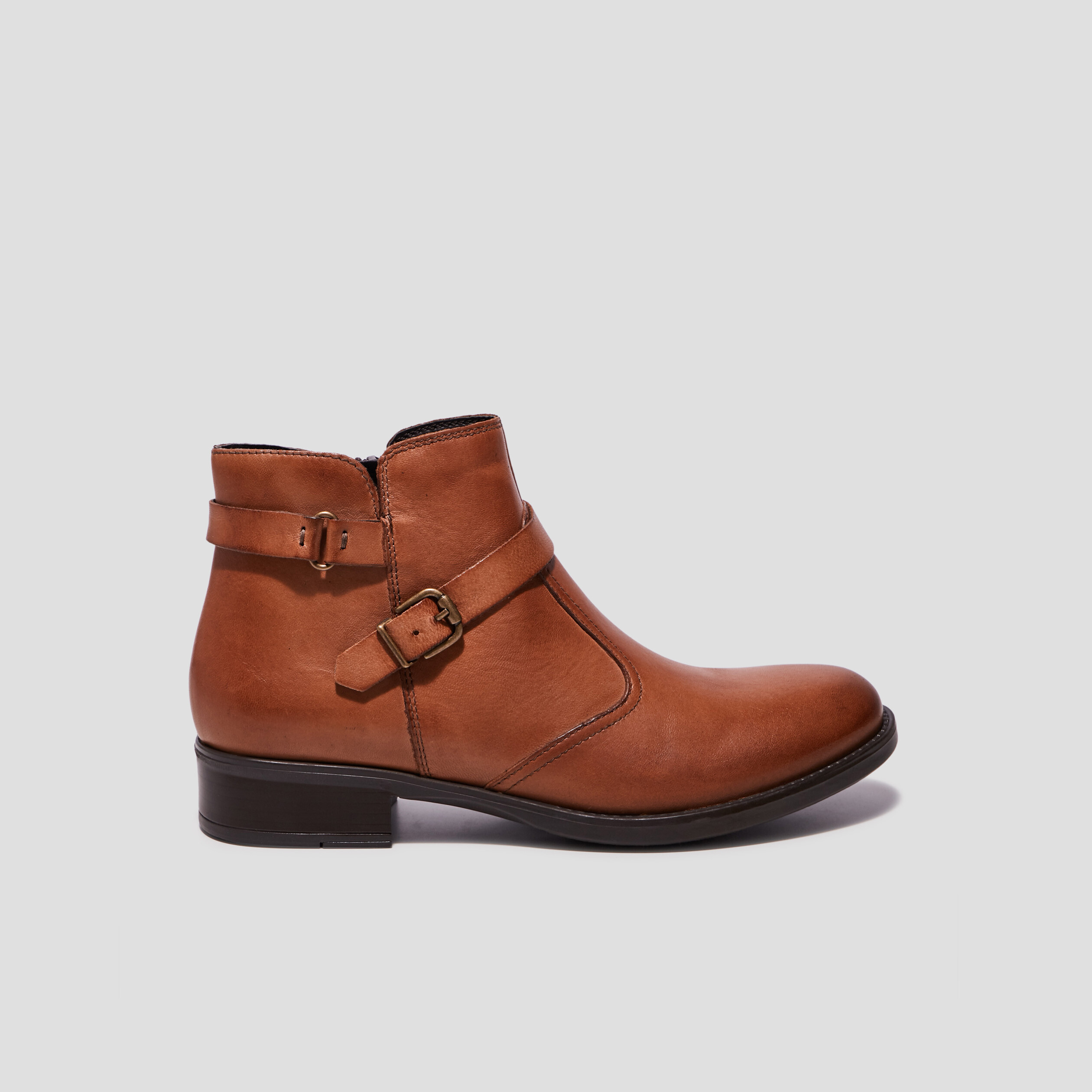 bottines zippees en cuir camel fille Bottines zippées en cuir camel fille