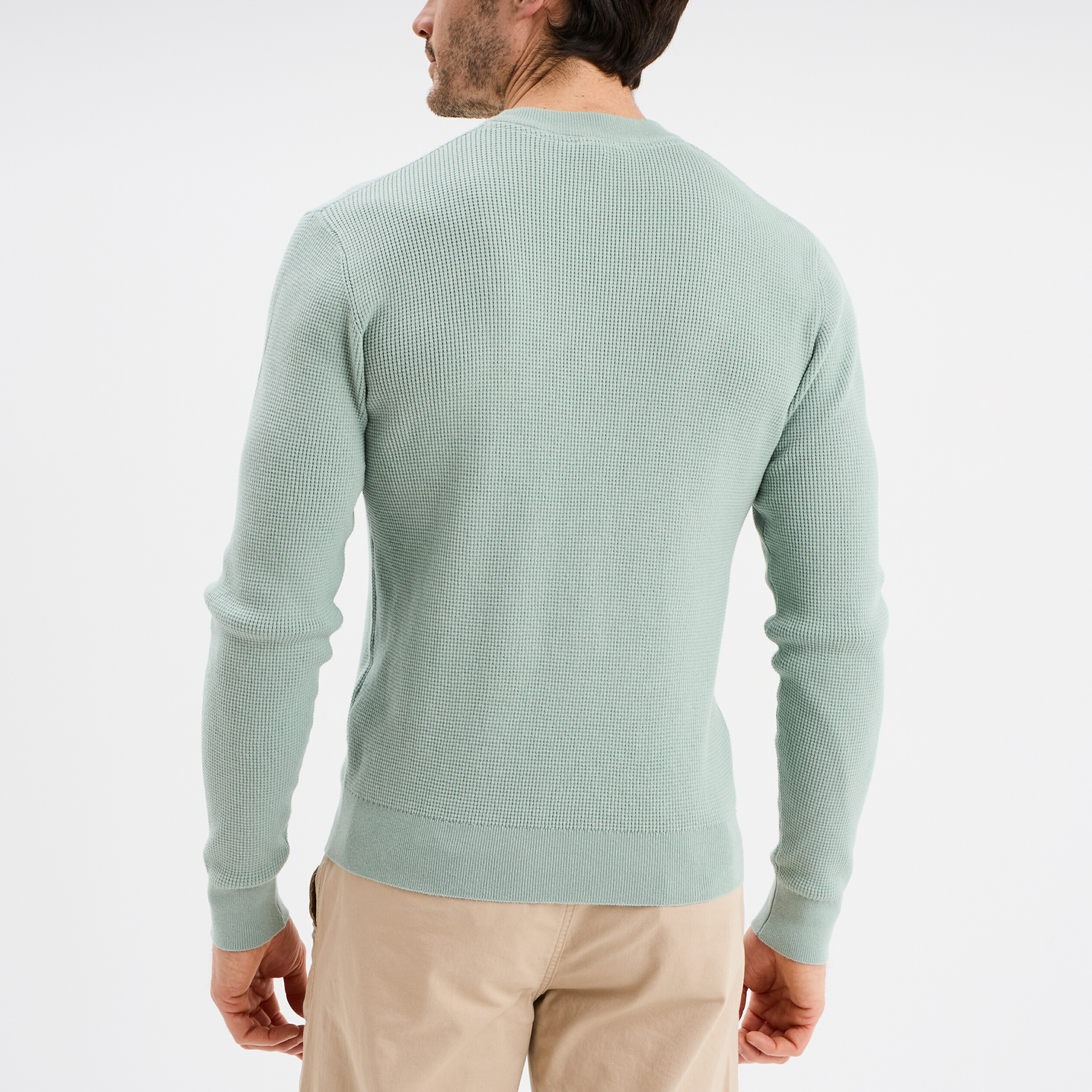 Pull en maille textur&eacute;e col rond vert pastel homme