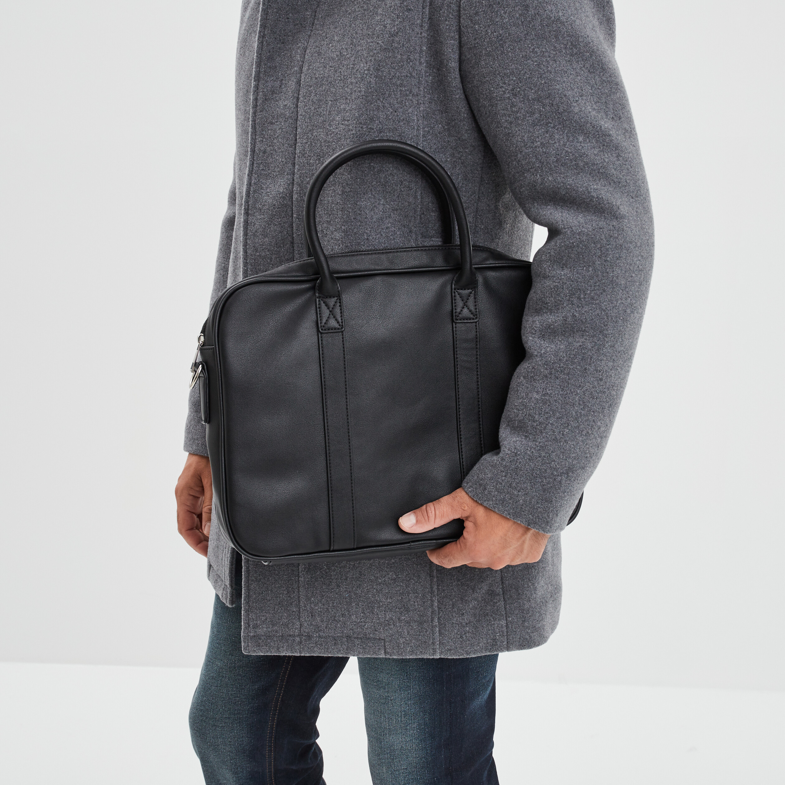 pochette portable a bandouliere noir homme Pochette portable à bandoulière noir homme