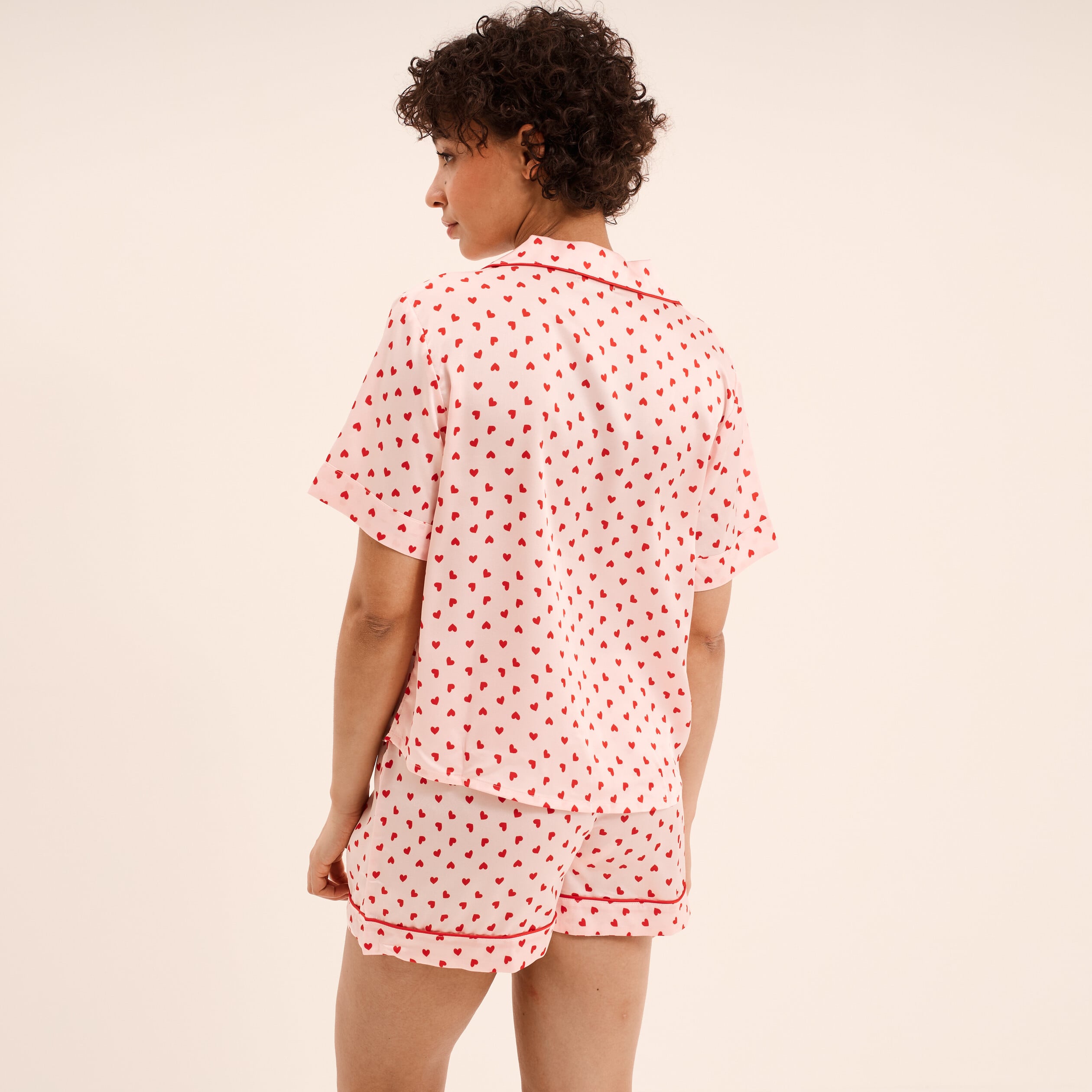 Ensemble pyjama short soyeux 2 pi&egrave;ces rose clair femme