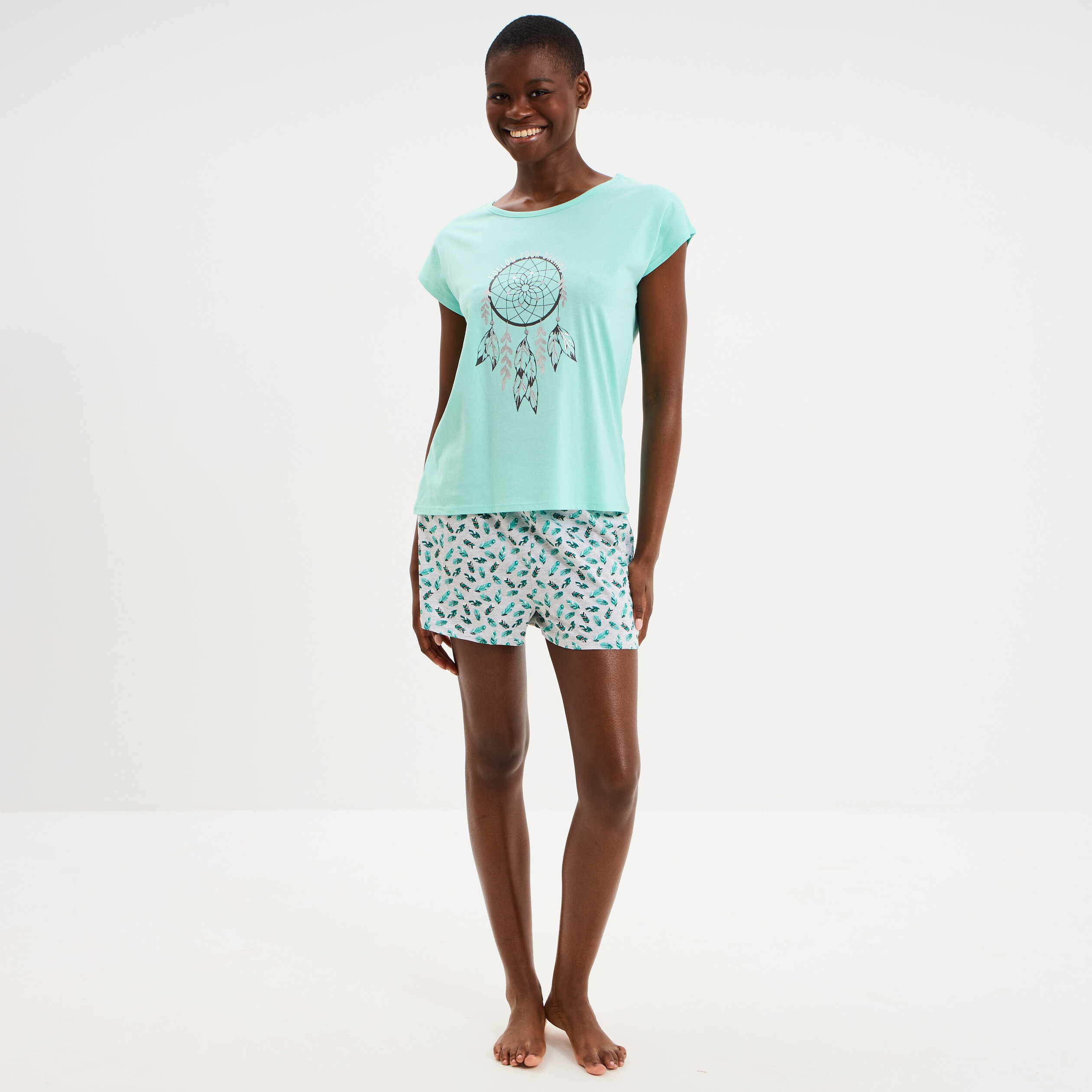 Ensemble pyjama avec t-shirt et short bleu turquoise femme