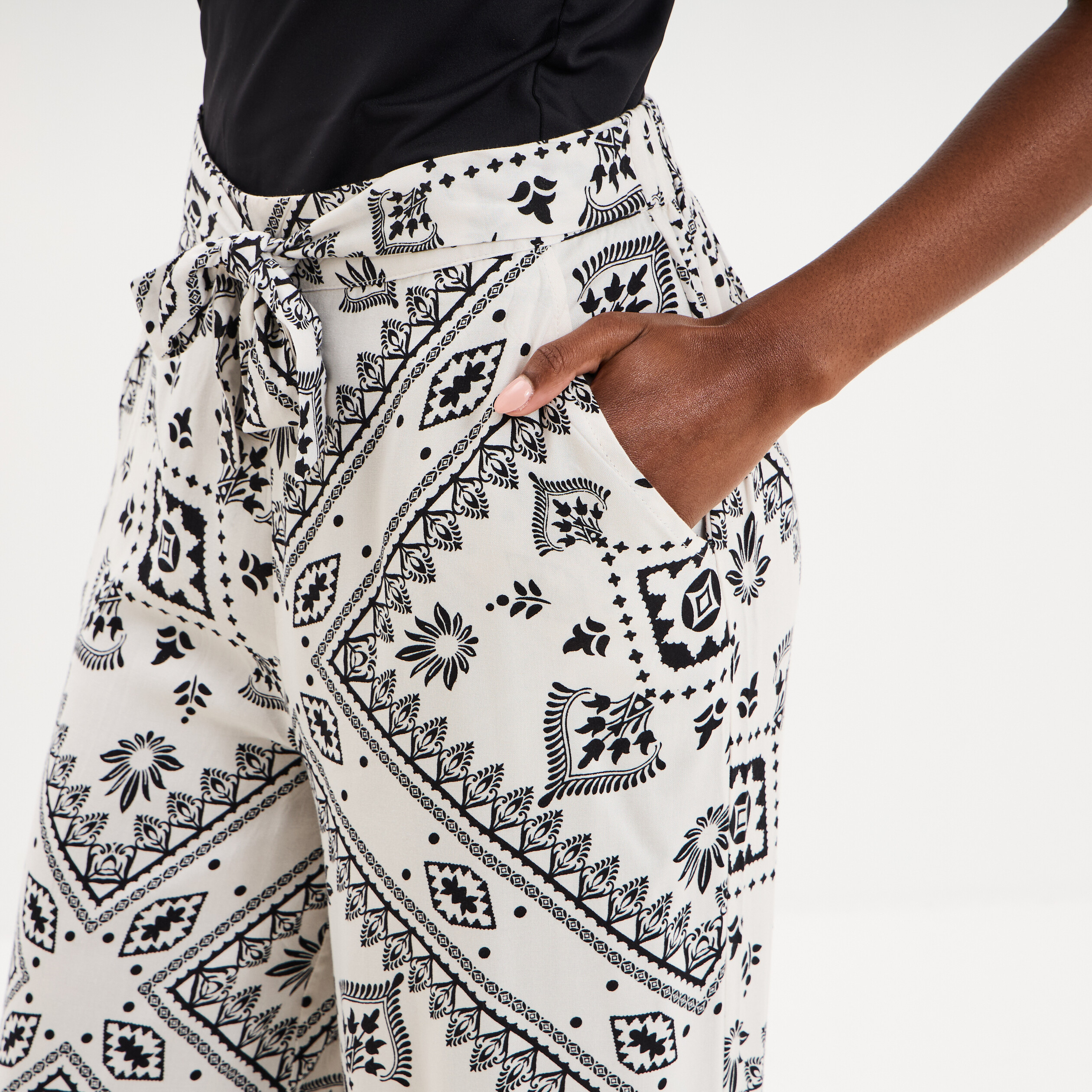 Pantalon large taille &eacute;lastiqu&eacute;e blanc femme