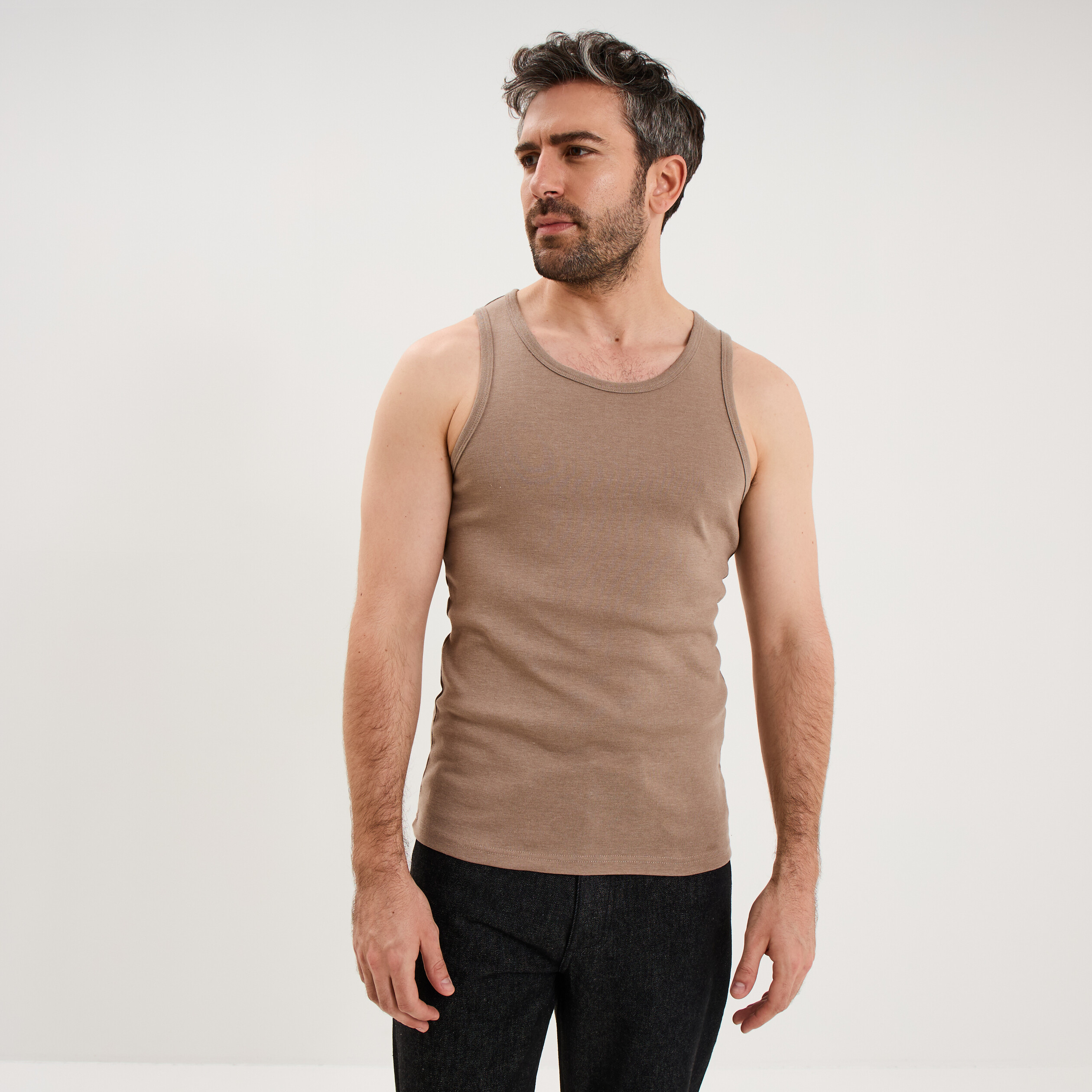 D&eacute;bardeur droit coton bretelles larges taupe homme