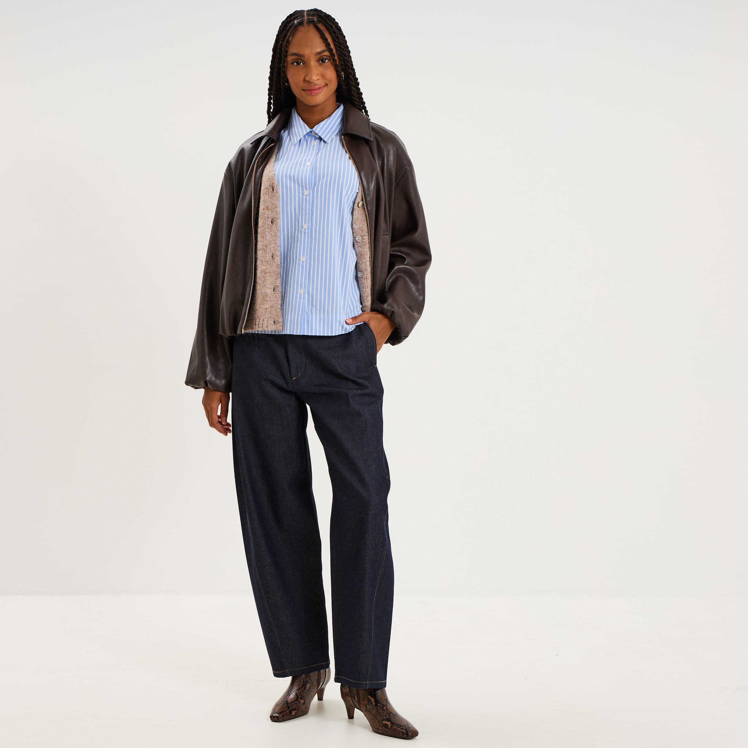 Chemise boxy manches coude boutonn&eacute;e bleu ciel femme