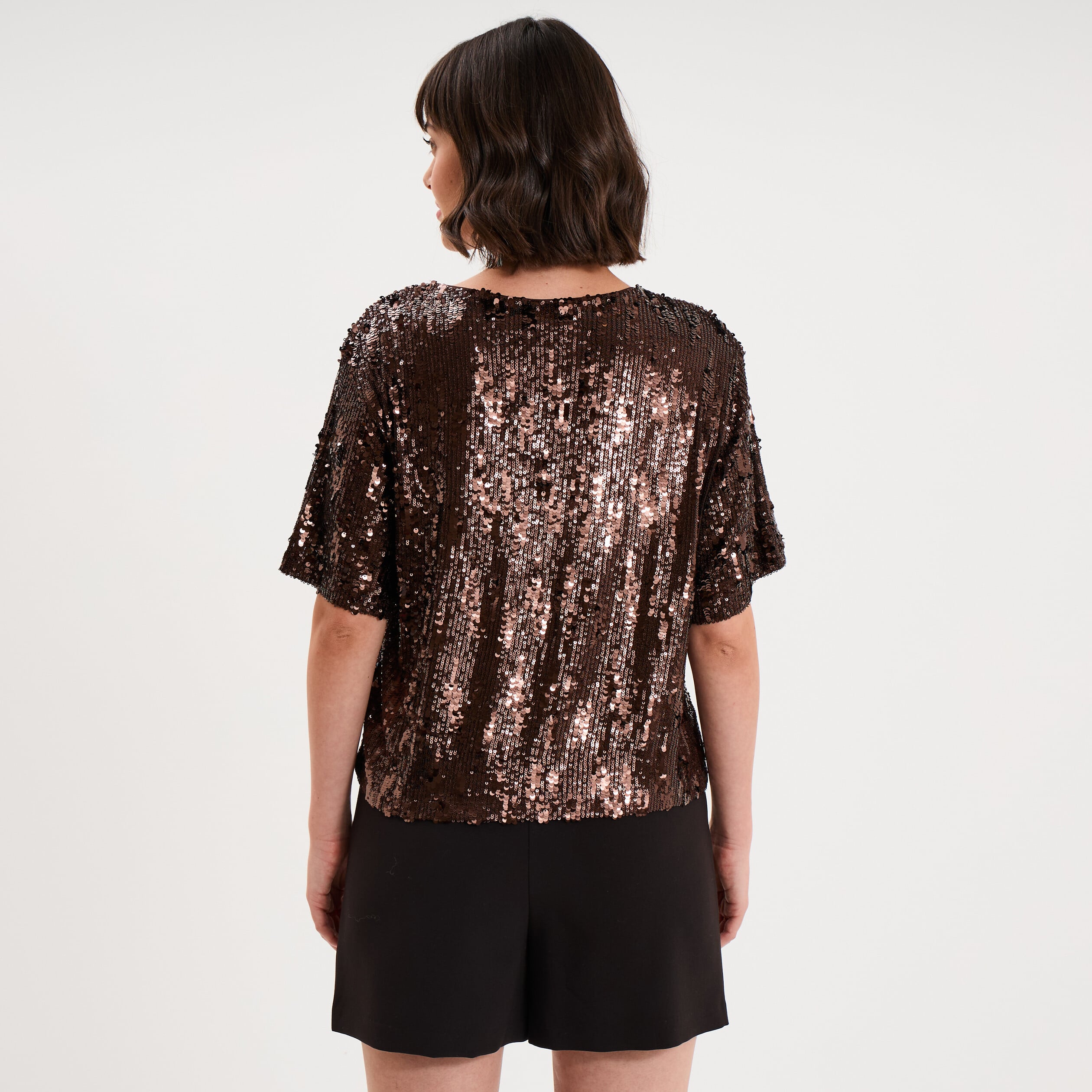 T-shirt &agrave; sequins manches courtes marron fonc&eacute; femme