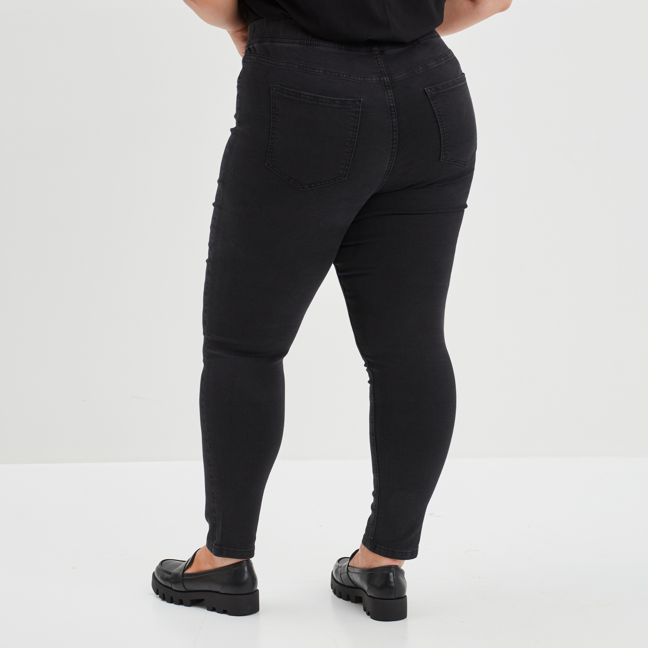 jegging taille haute matiere recyclee denim noir femmegt Jegging taille haute matière recyclée denim noir femme grande taille