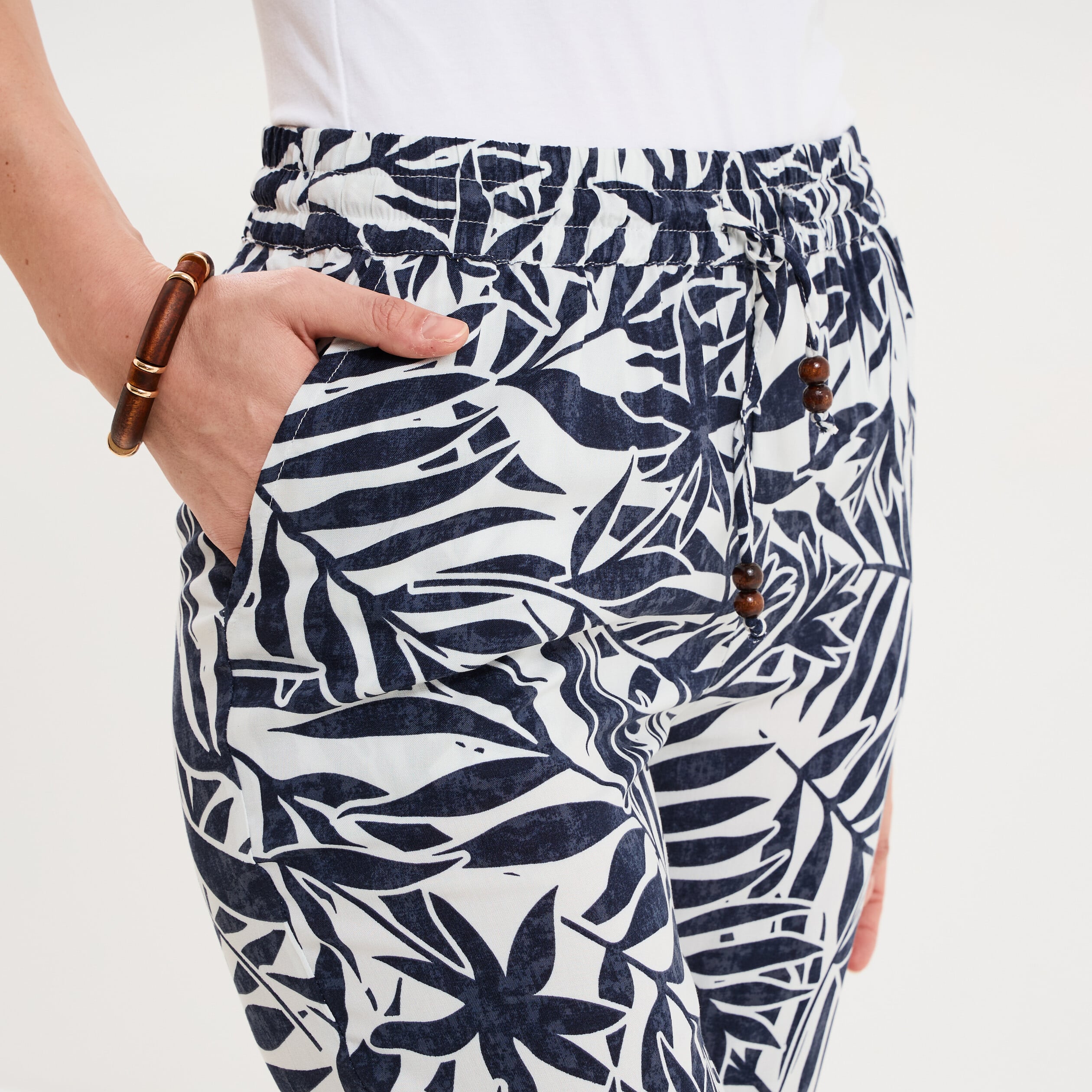 Pantalon cigarette fluide &agrave; ceinture ecru femme