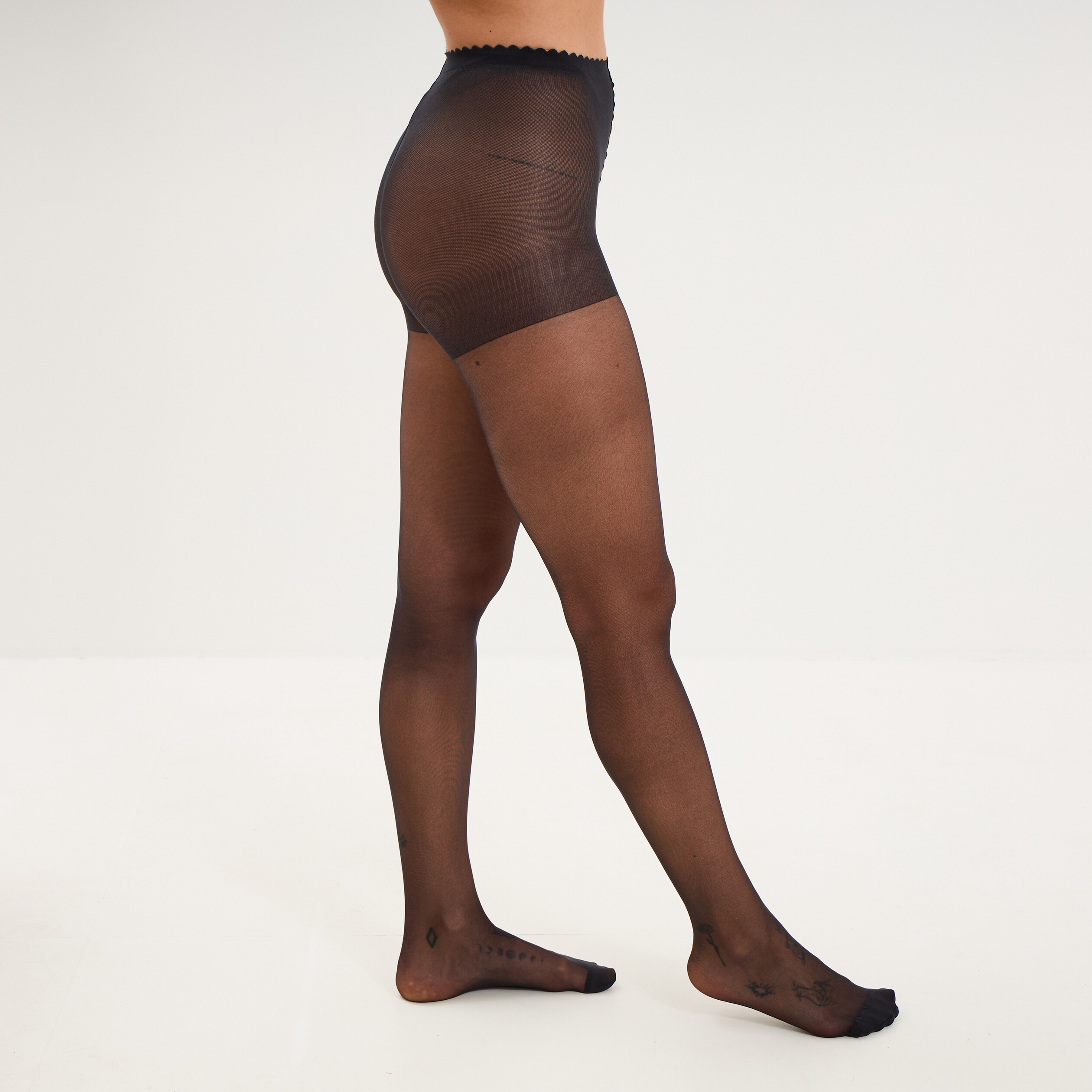 Lot 2 collants 20 D DIM Body Touch noir femme