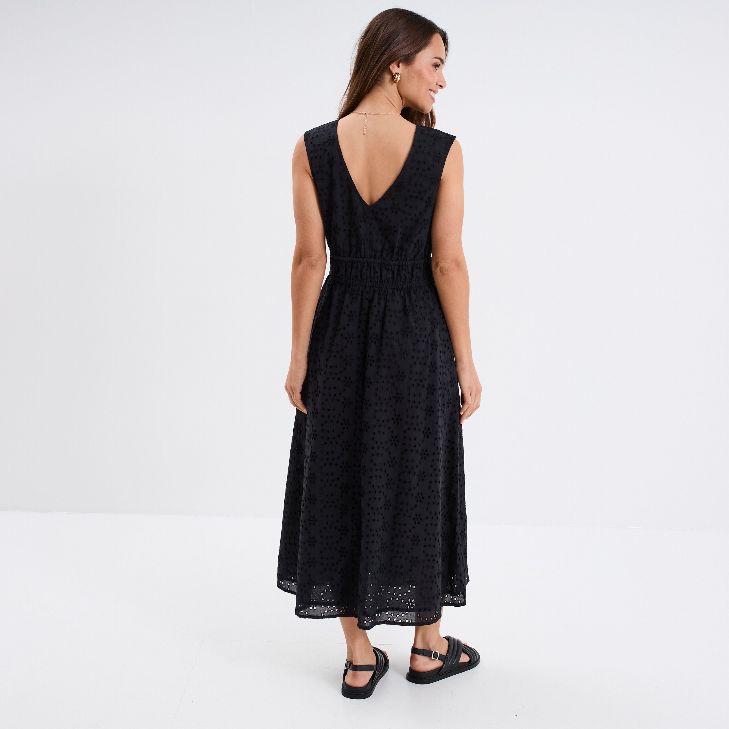 robe midi broderie anglaise coton noir femme Robe midi broderie anglaise coton noir femme