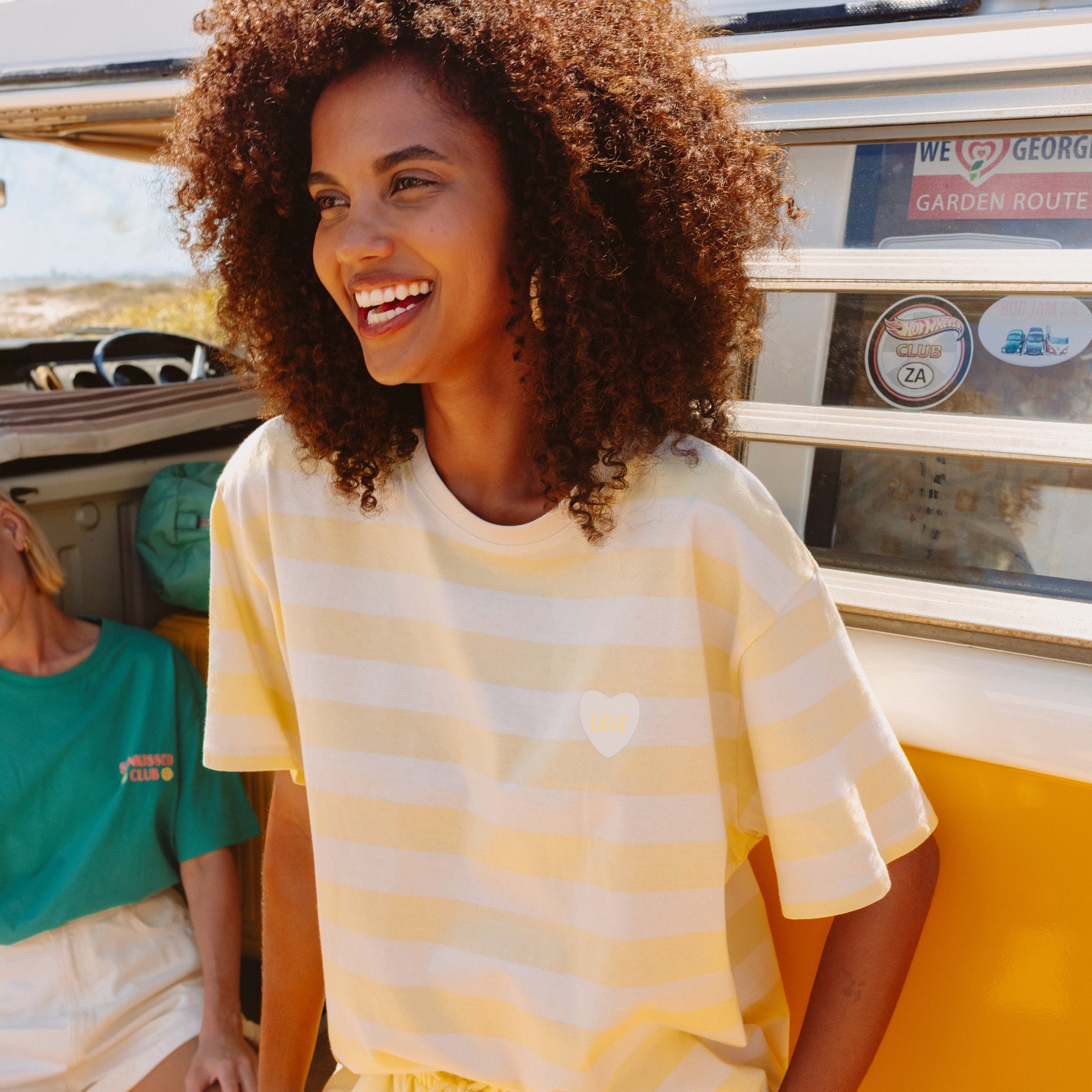 T-shirt droit &agrave; manches courtes coton jaune citron femme