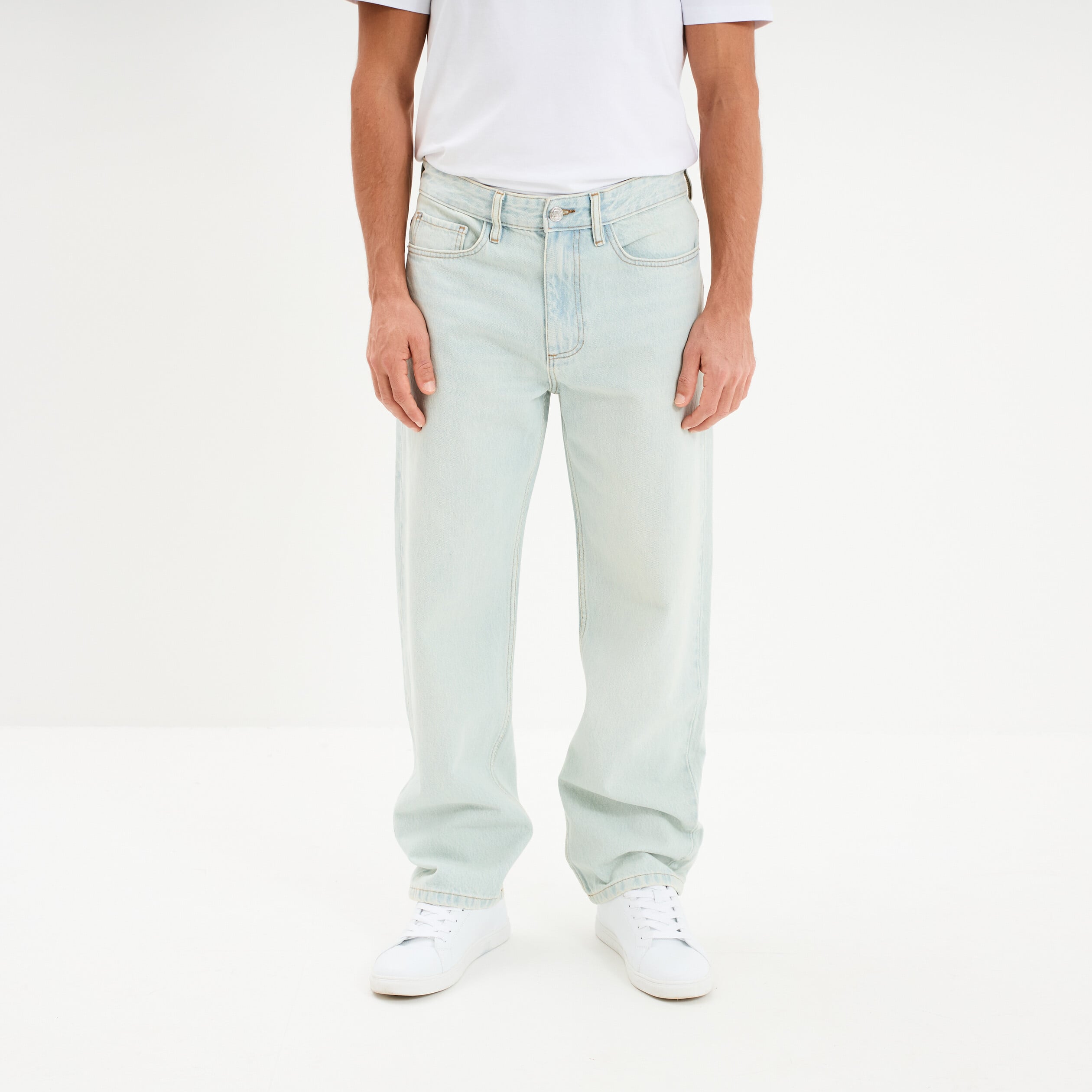 Jean relaxed 5 poches coton denim bleach homme