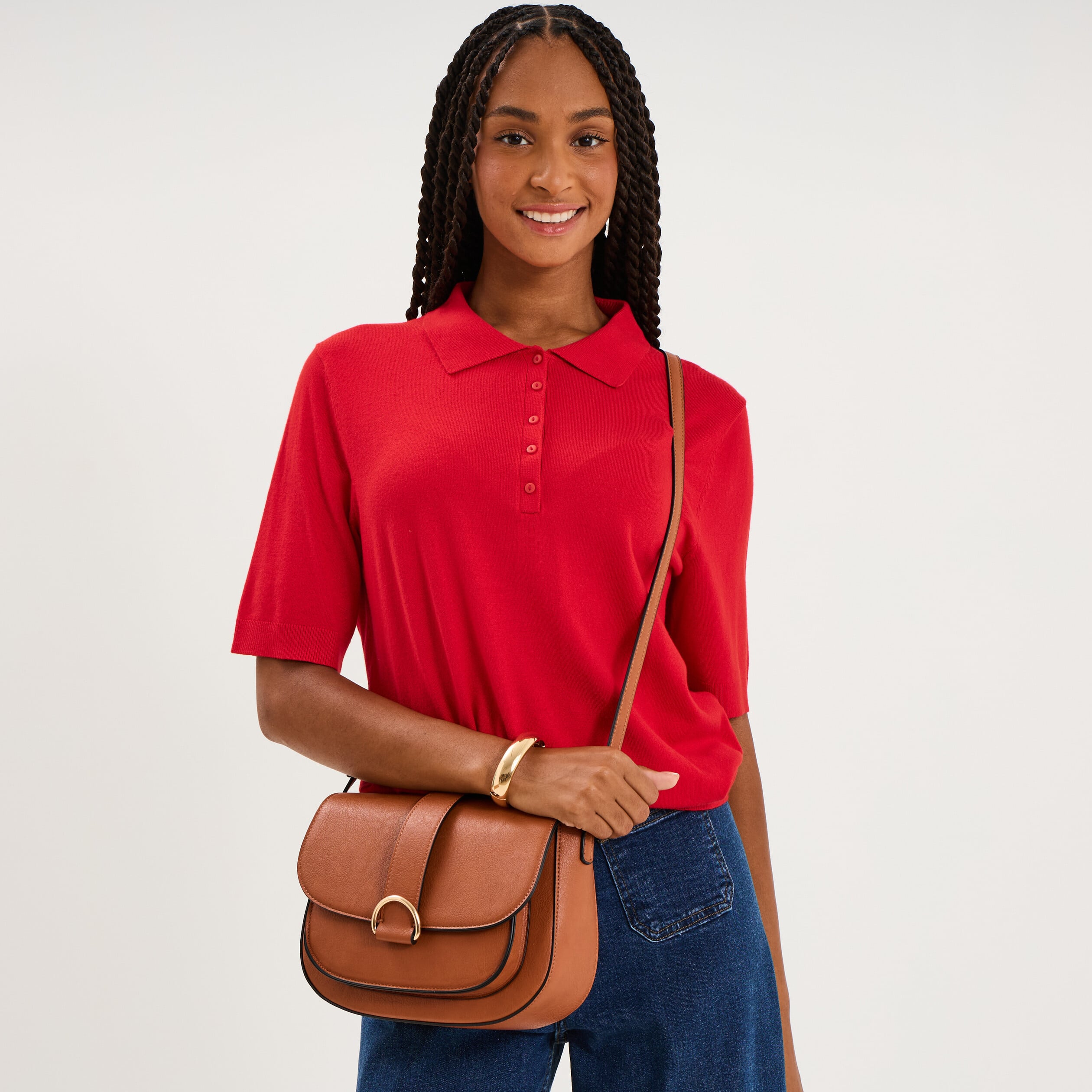 Sac bandouli&egrave;re similicuir rabat camel femme