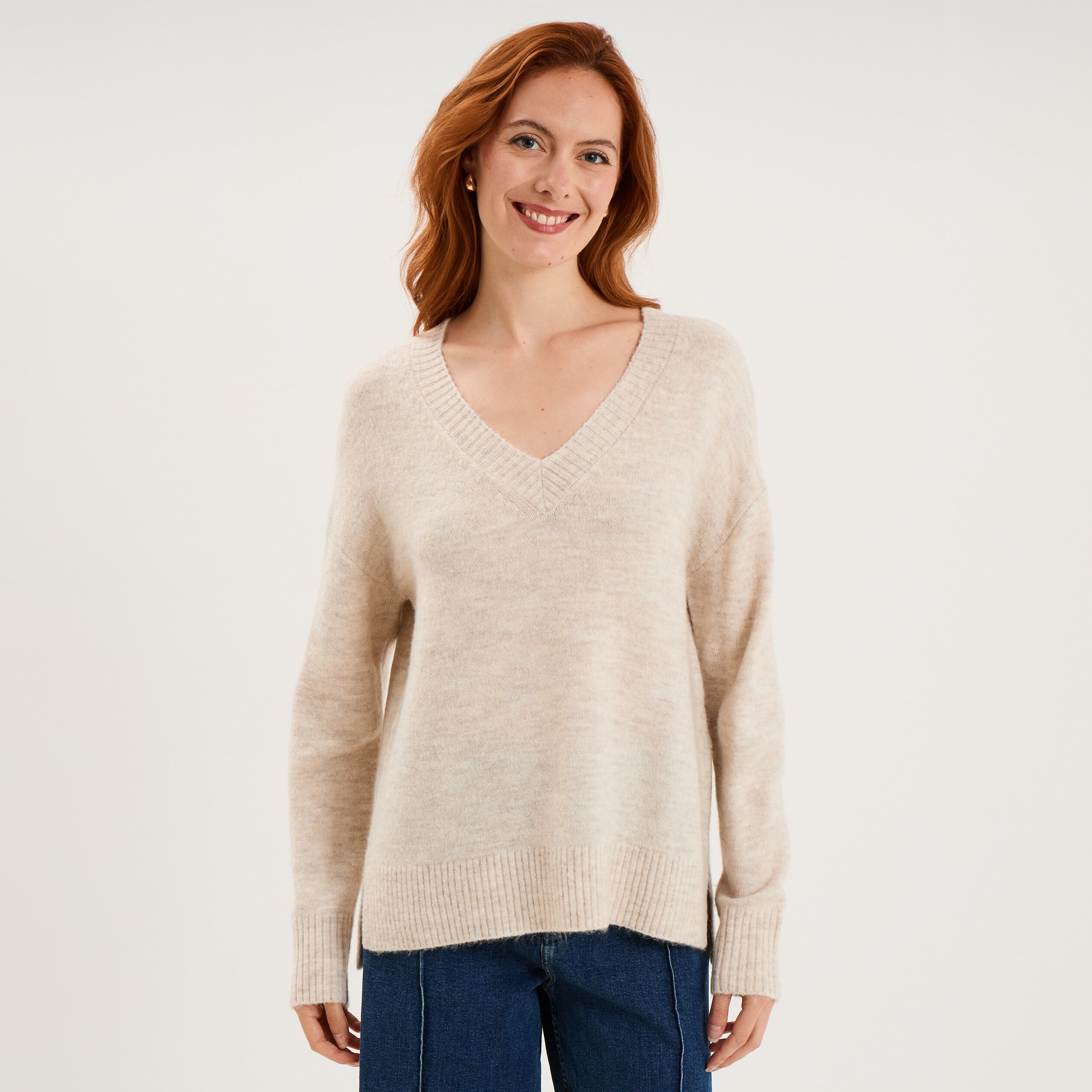 Pull col en V manches longues ecru femme