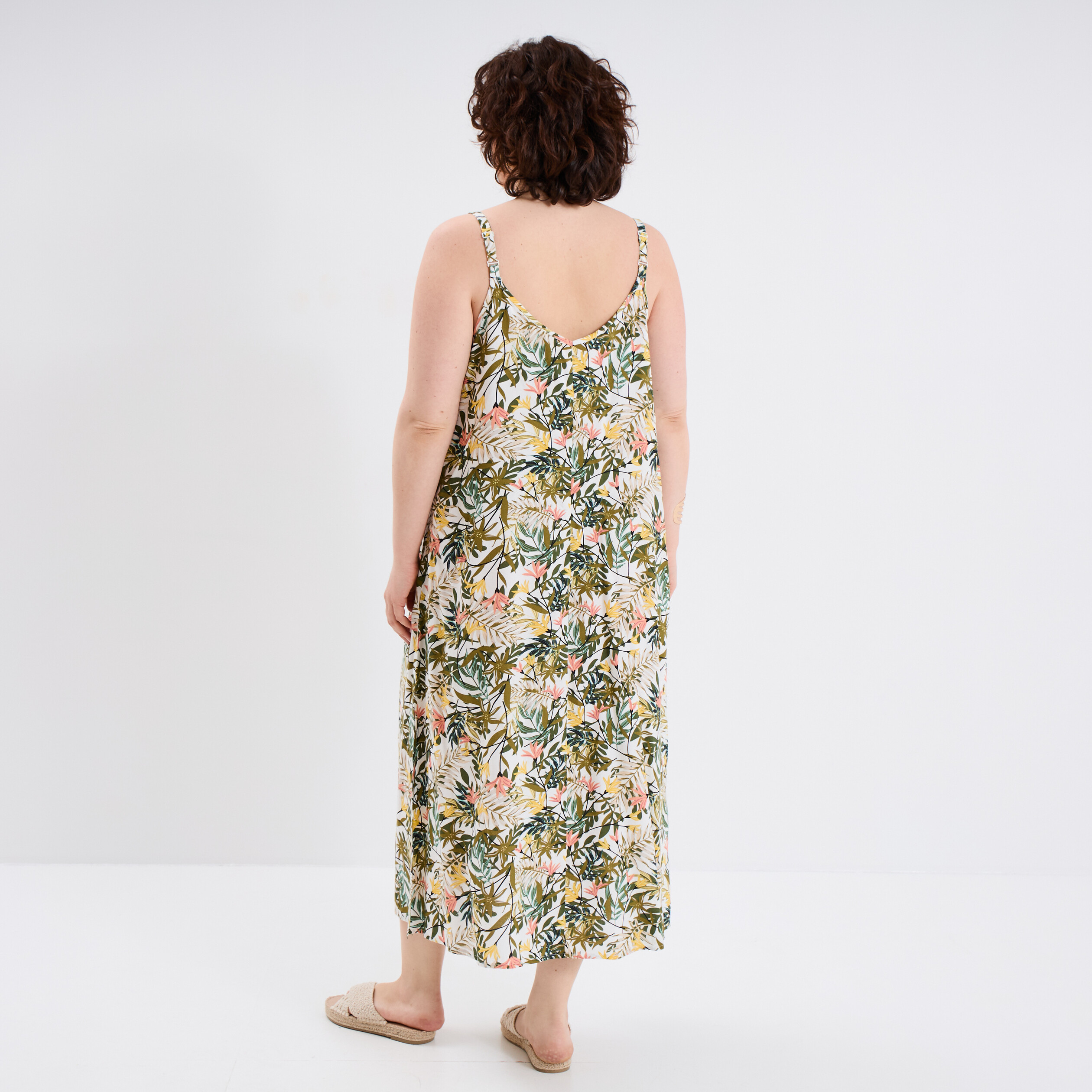 robe longue fendue fluide bretelles blanc femmegt Robe longue fendue fluide bretelles blanc femme grande taille