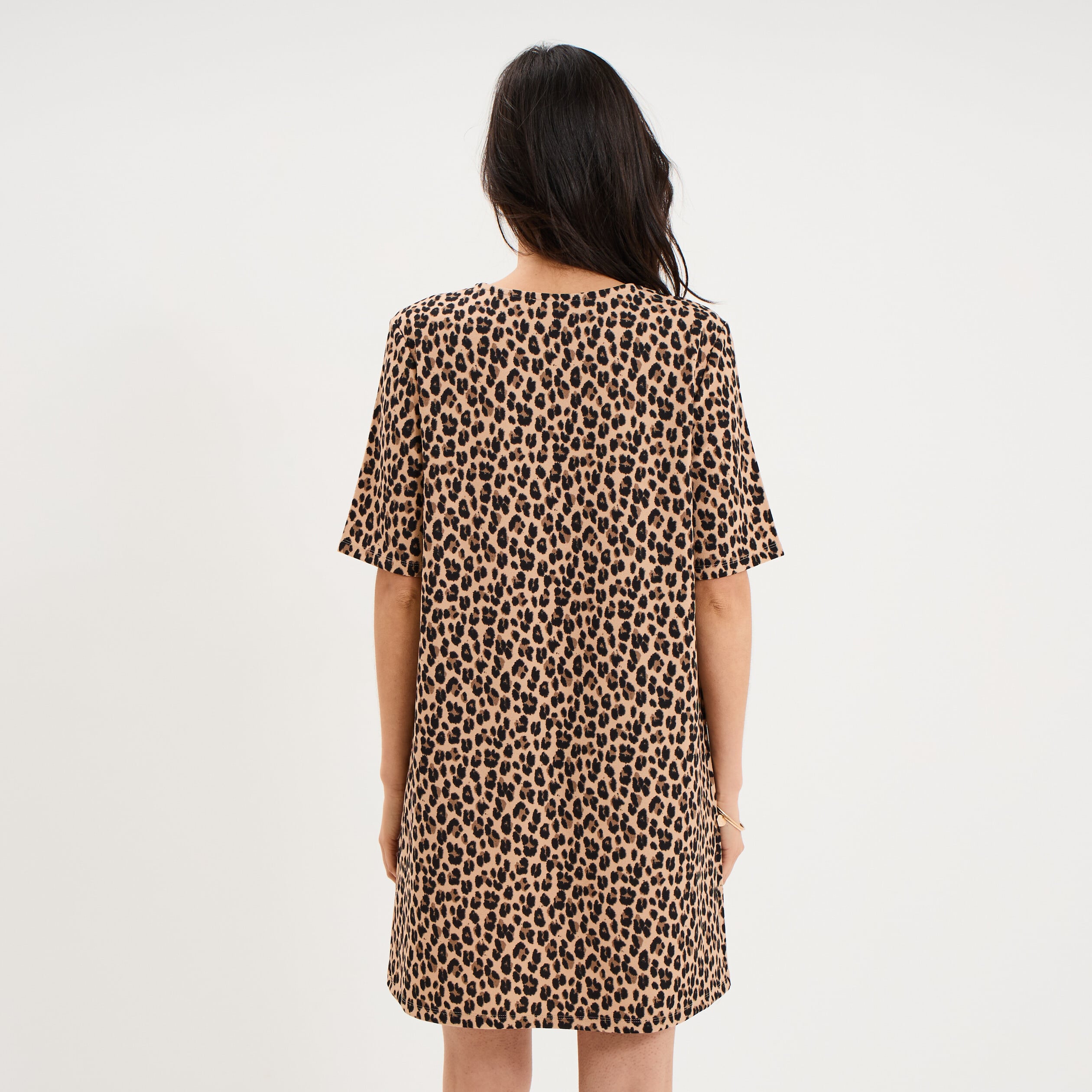 Robe courte col en V manches courtes beige clair femme