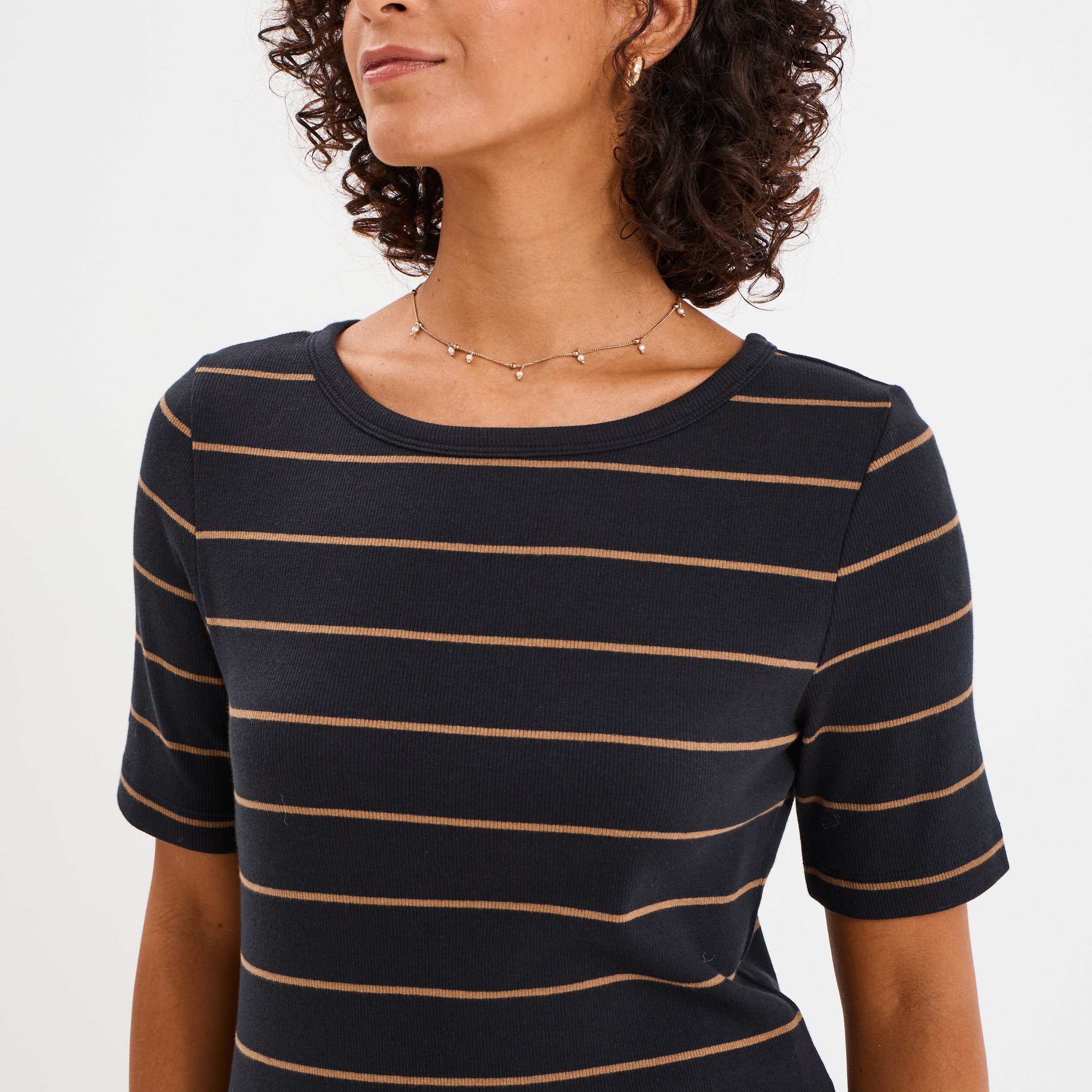 t shirt col rond manches courtes coton noir femme T-shirt col rond manches courtes coton noir femme