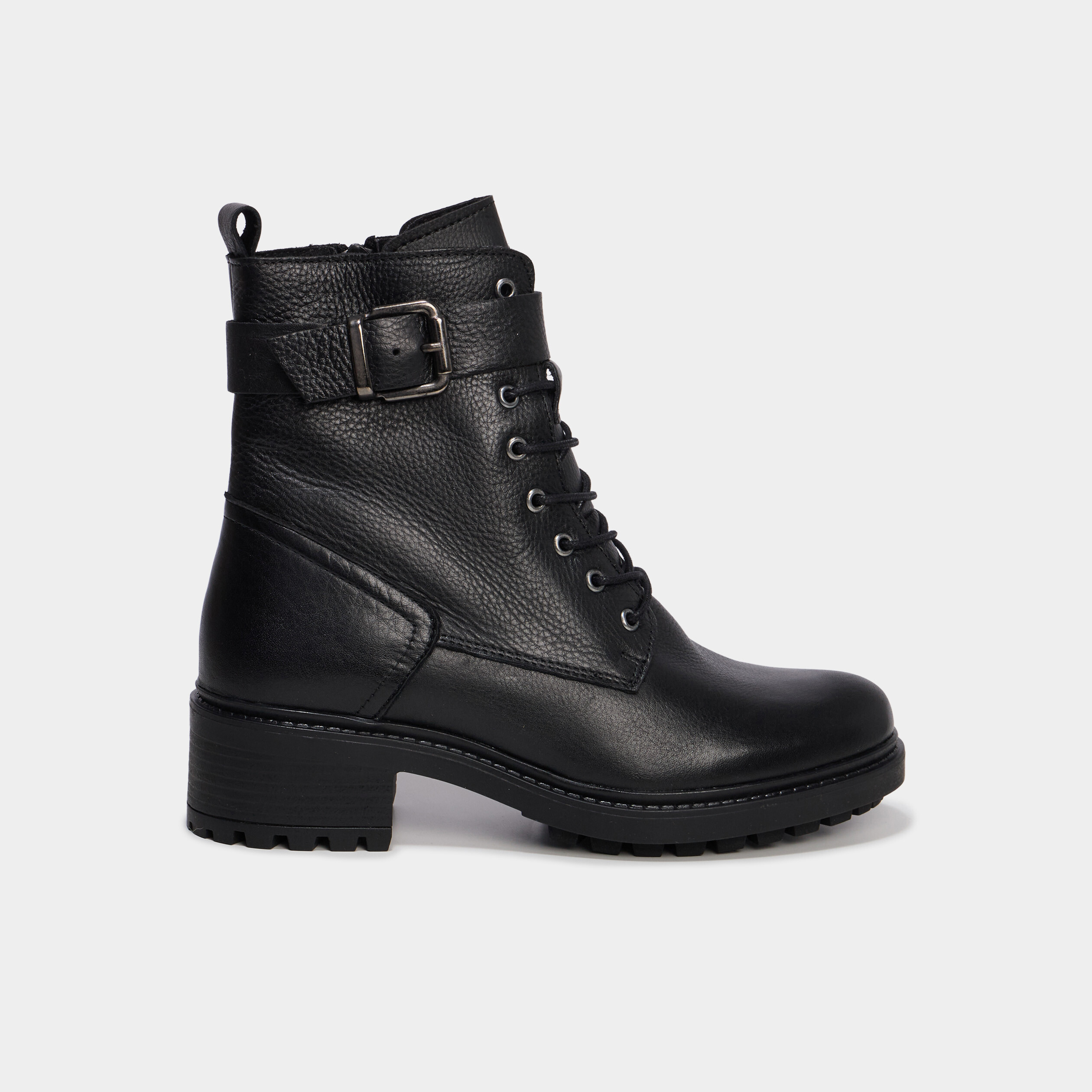 boots crantees a lacets en cuir noir femme Boots crantées à lacets en cuir noir femme