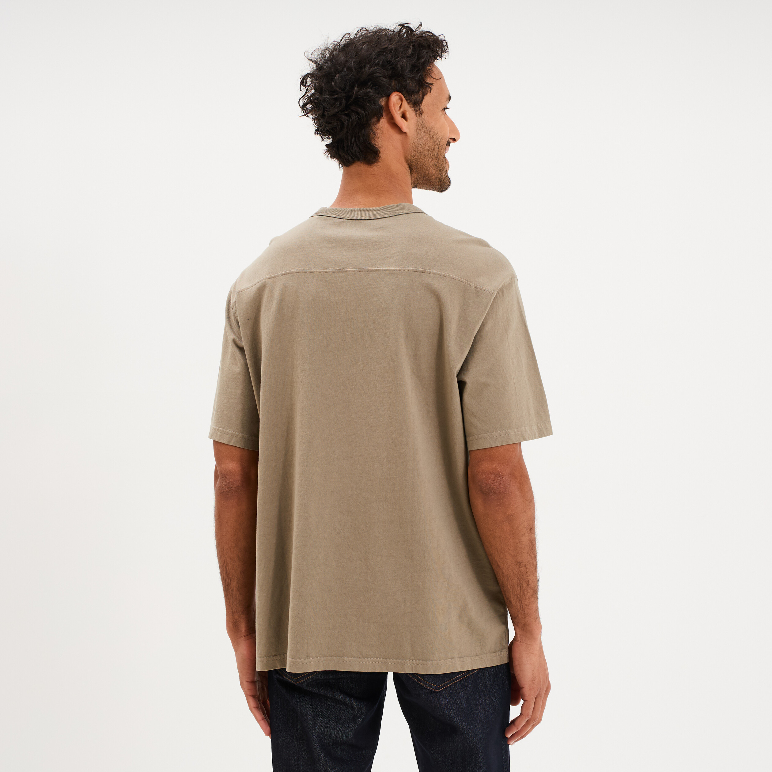 T-shirt droit col rond 1 poche coton vert kaki homme