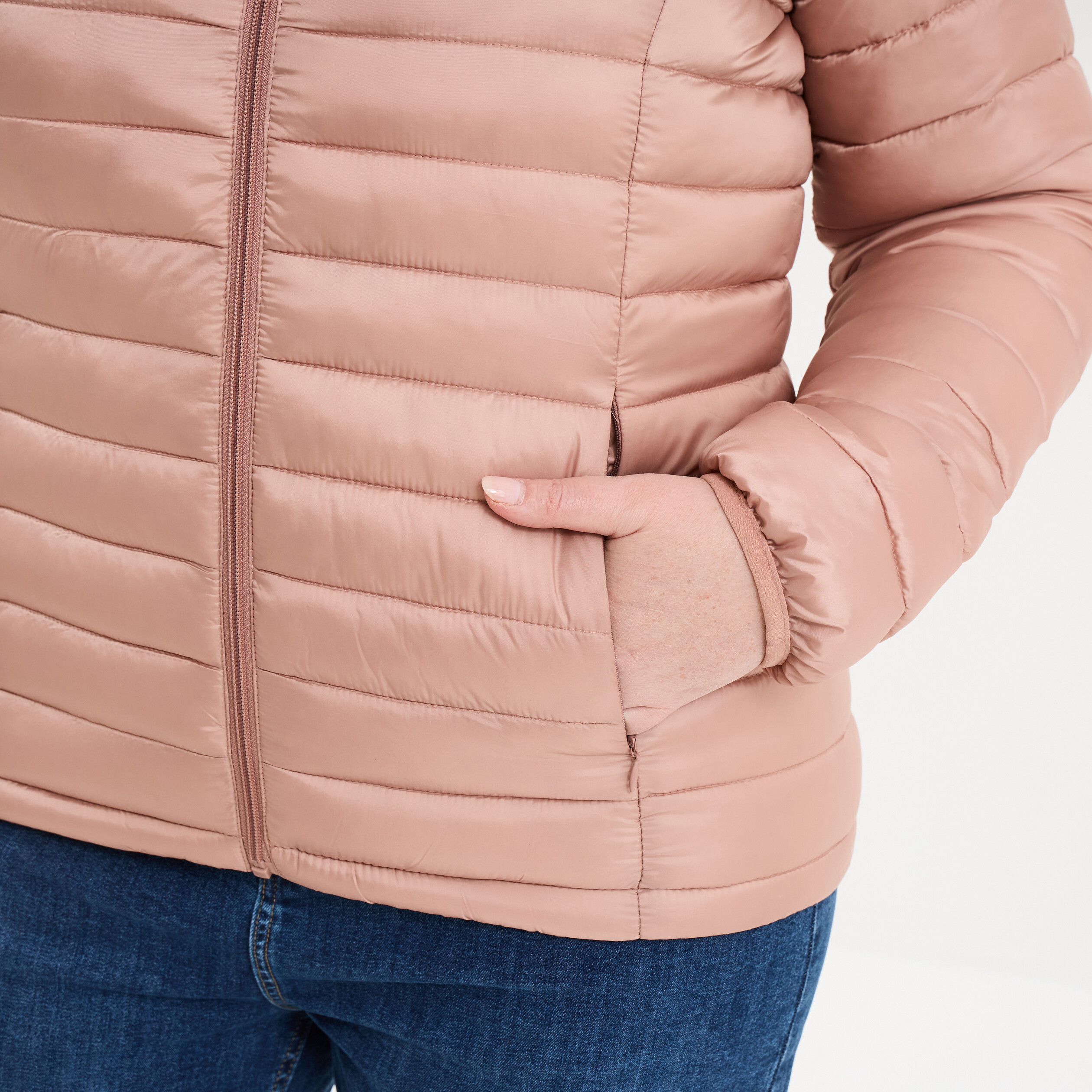 Doudoune d&eacute;perlante l&eacute;g&egrave;re &agrave; capuche vieux rose femme grande taille