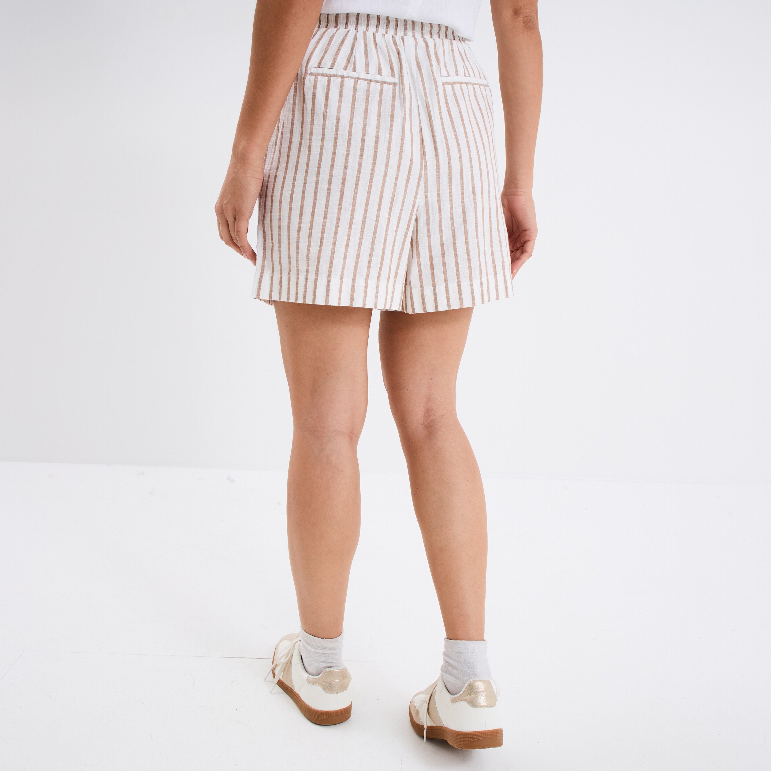 short taille elastiquee coton blanc femme Short taille élastiquée coton blanc femme