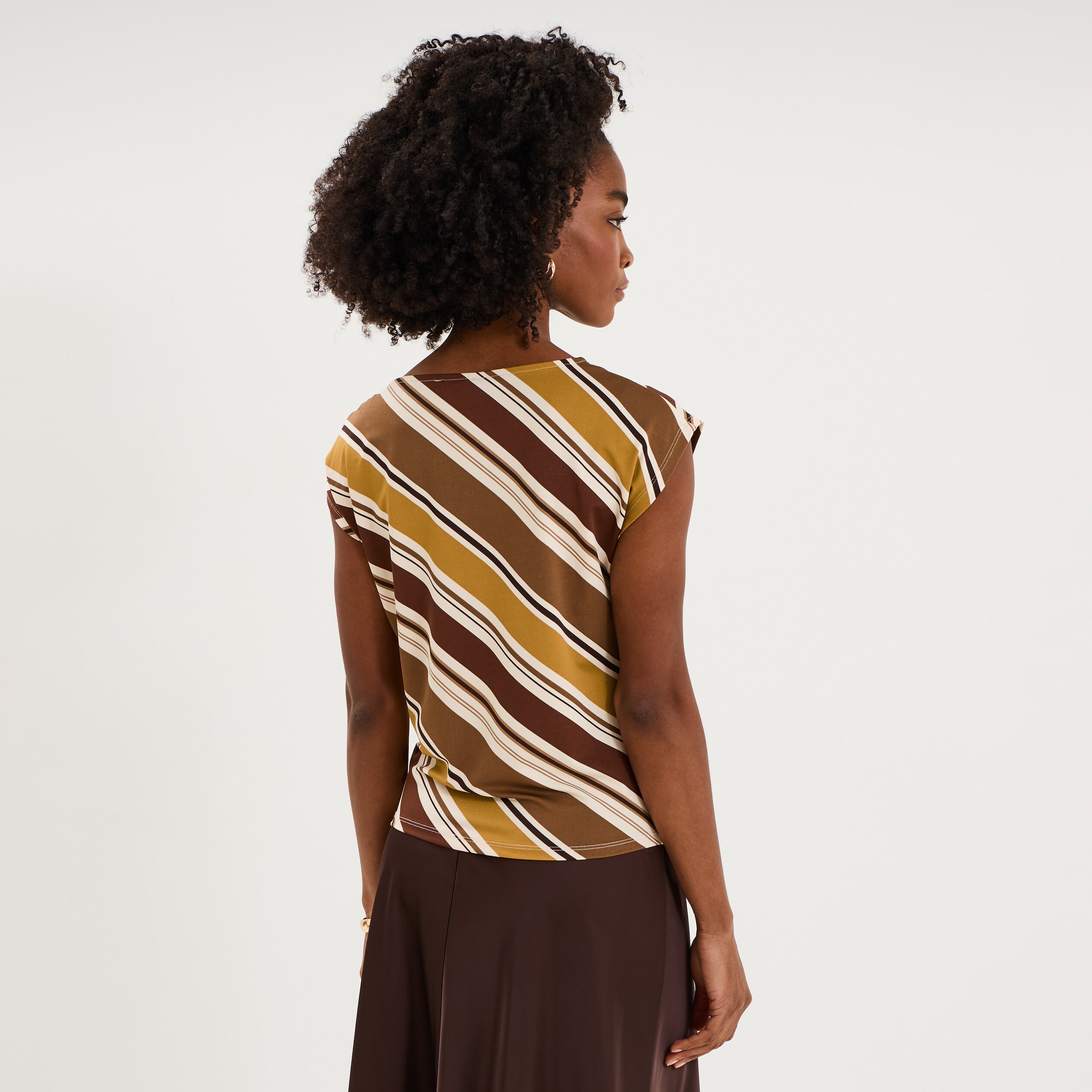 T-shirt asym&eacute;trique avec broche vert kaki femme