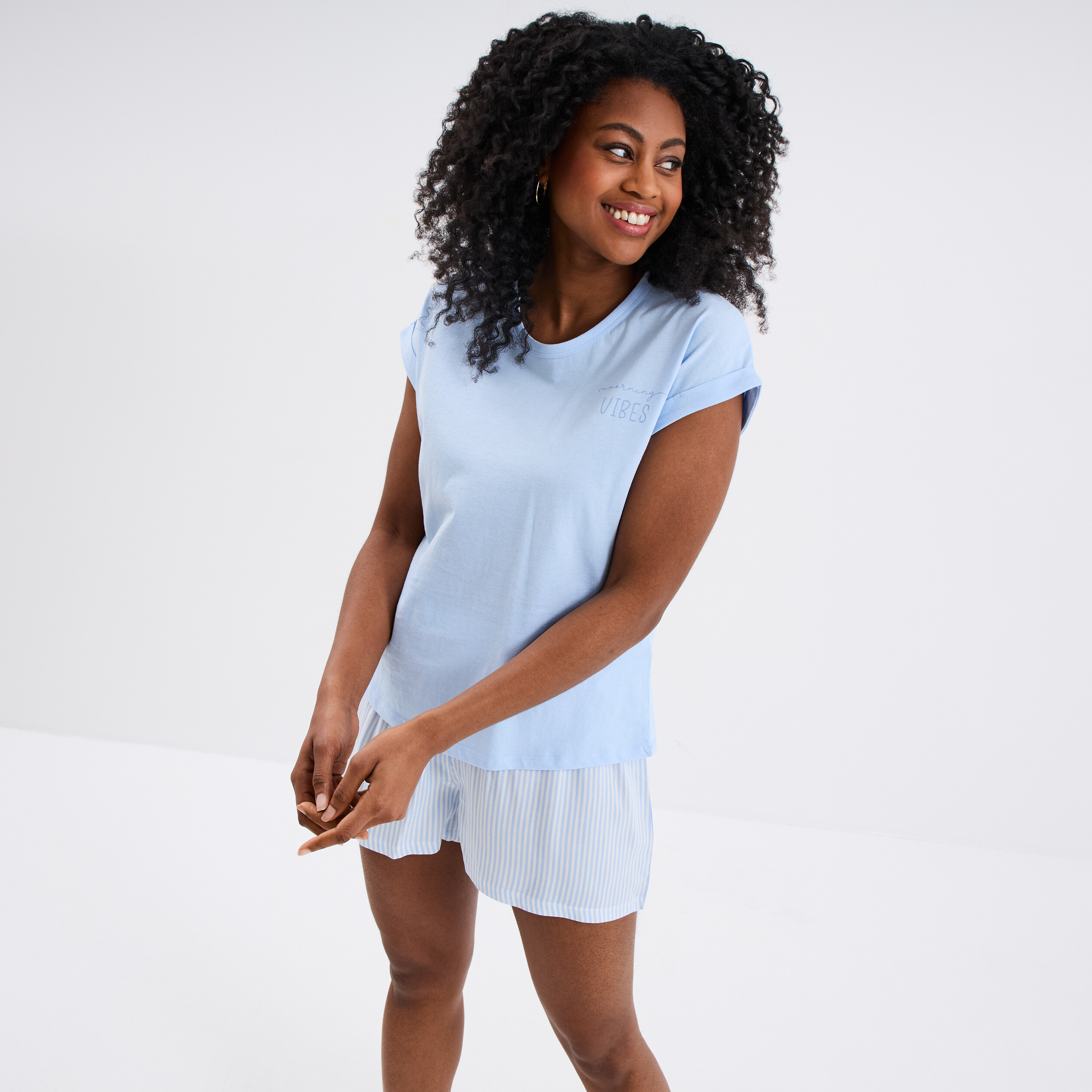 ensemble pyjama short et t shirt bleu femme Ensemble pyjama short et t-shirt bleu femme
