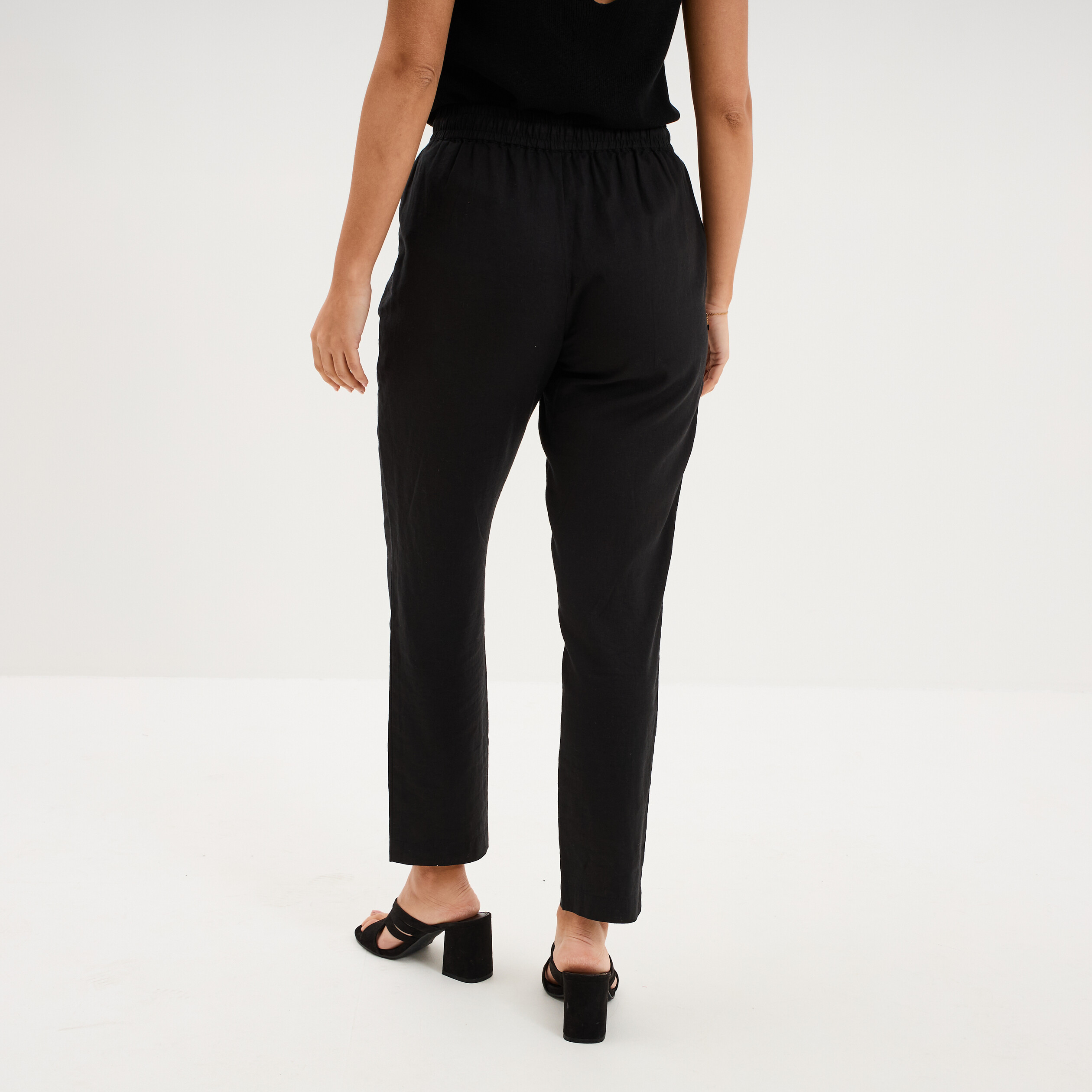 Pantalon droit 7/8&egrave;me lin m&eacute;lang&eacute; noir femme