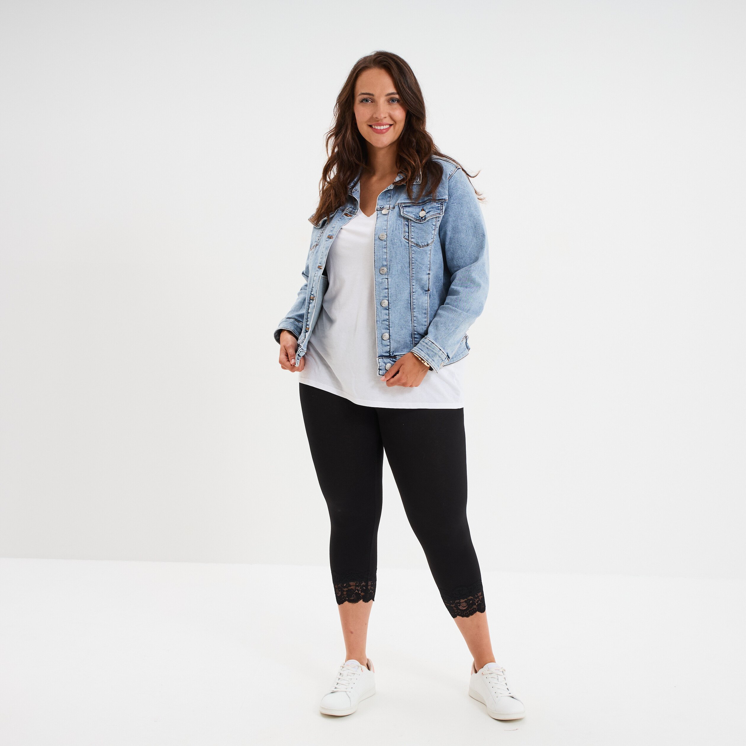 legging 78eme bandes dentelle noir femmegt Legging 7/8ème bandes dentelle noir femme grande taille