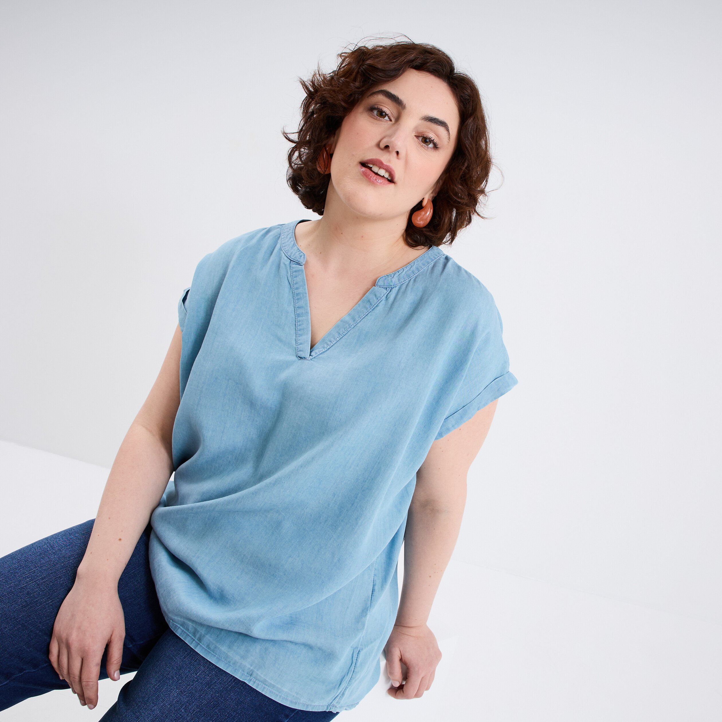 blouse col tunisien manches courtes bleu clair femmegt Blouse col tunisien manches courtes bleu clair femme grande taille