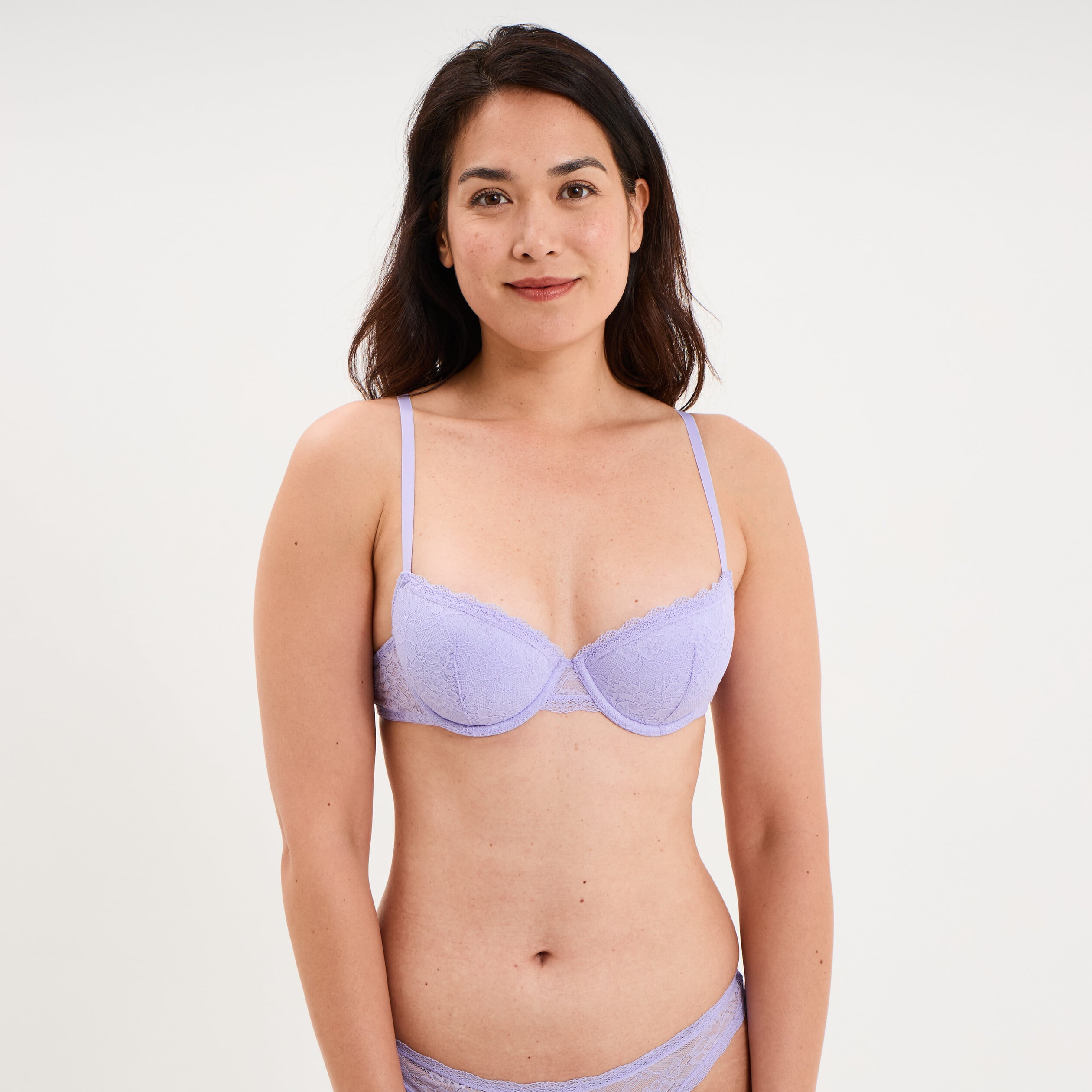 Soutien-gorge corbeille padd&eacute; dentelle parme femme