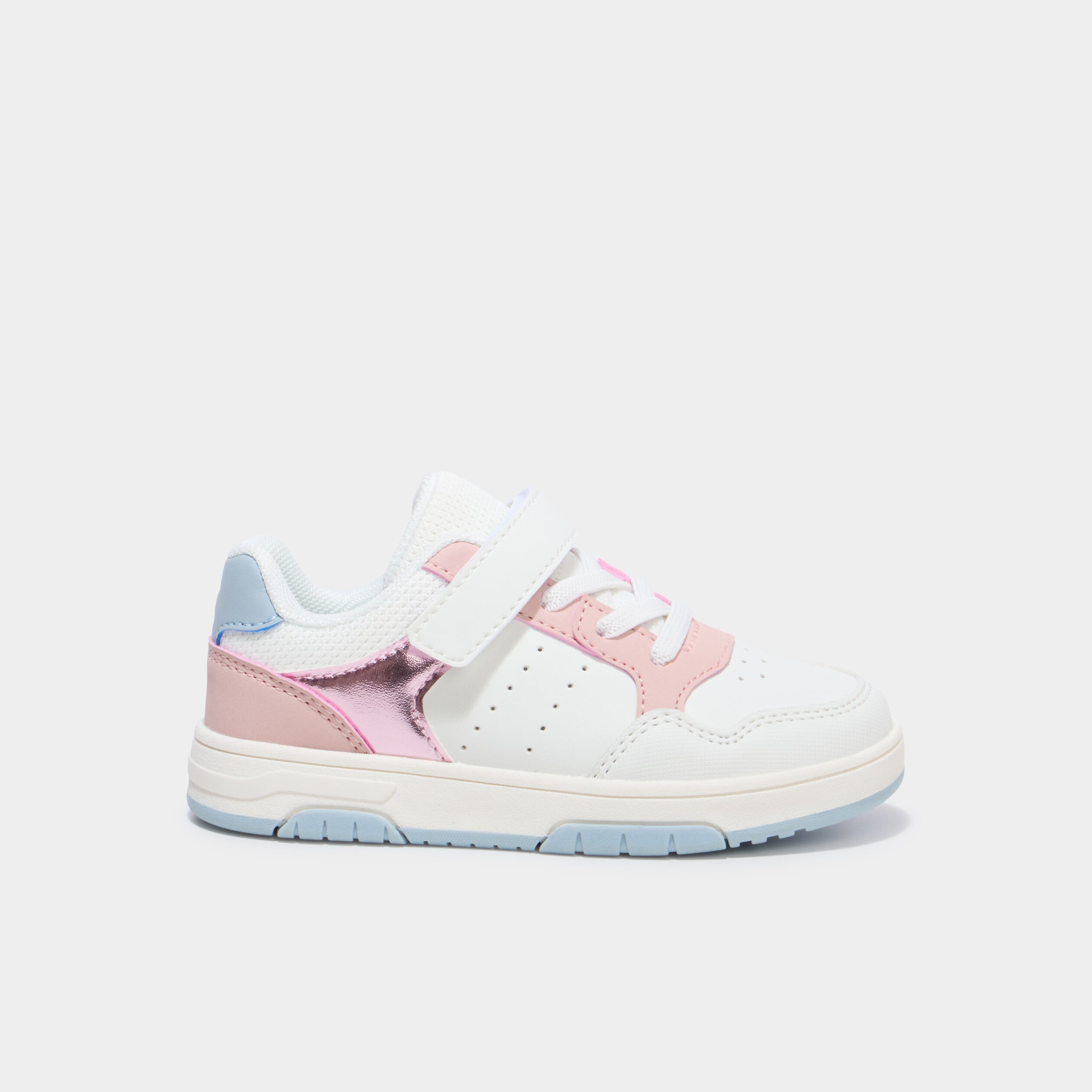 Tennis basses &agrave; scratchs bout renforc&eacute; blanc fille