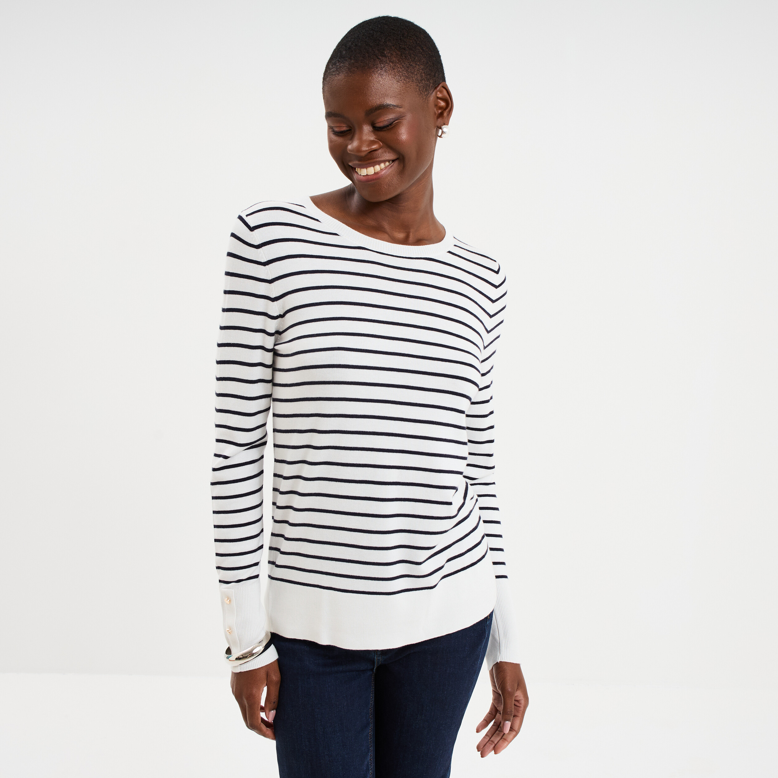 Pull col rond boutons aux poignets beige femme