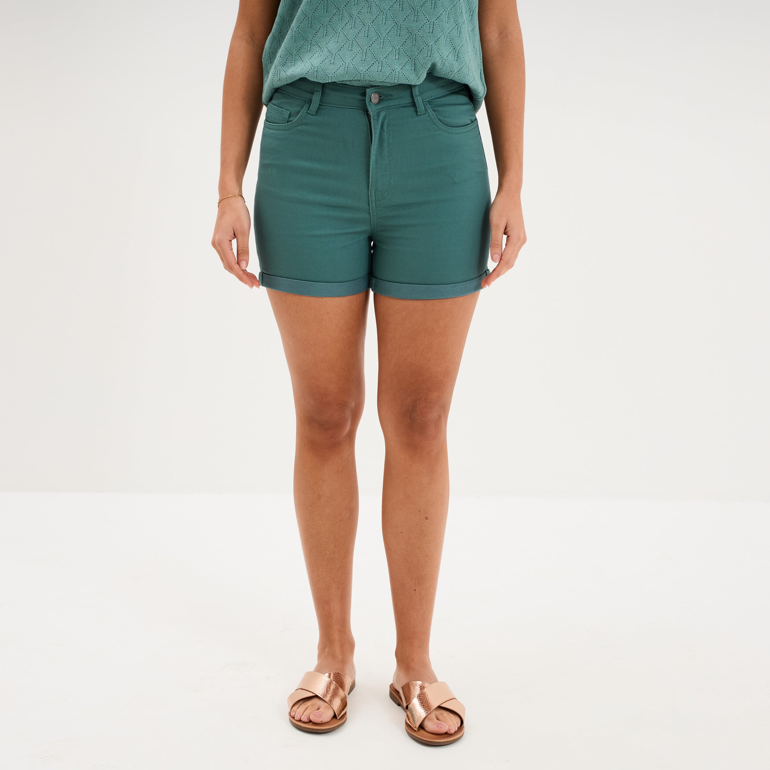 Short en jean slim coton stretch vert fonc&eacute; femme