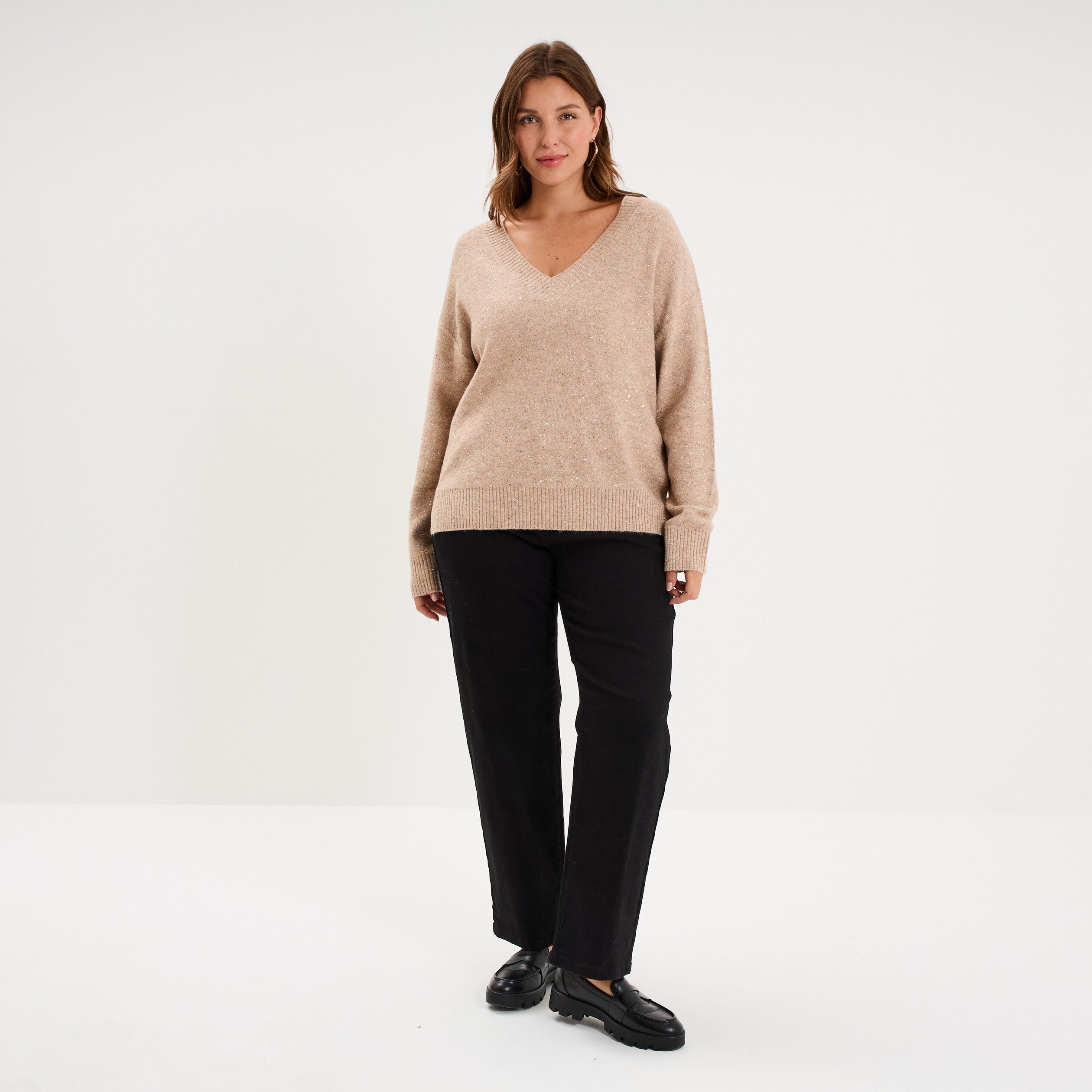 Pull droit sequins col V manches longues beige femme grande taille