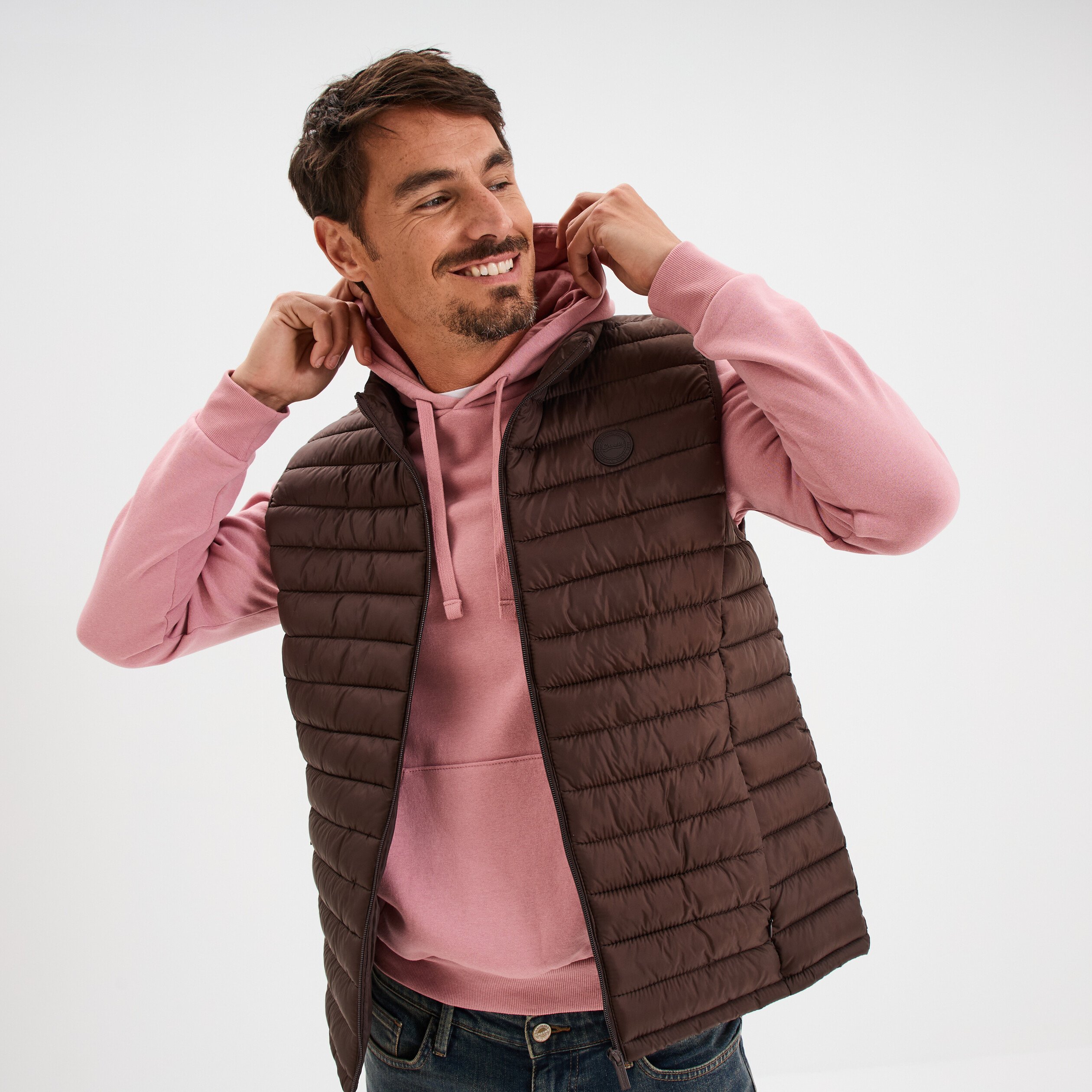 doudoune legere deperlante sans manches marron fonce homme Doudoune légère déperlante sans manches marron foncé homme