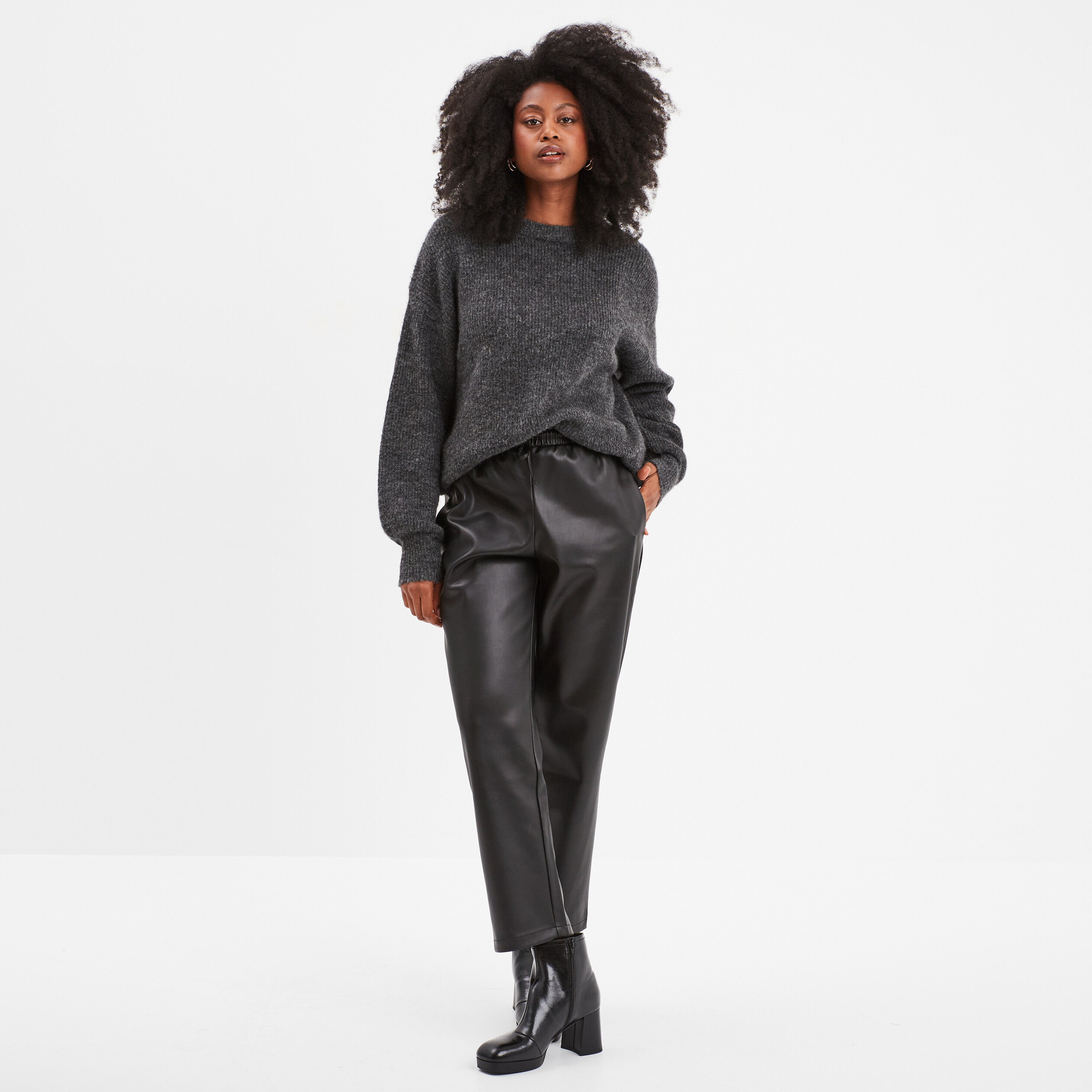pull col rond manches ballons gris fonce femme Pull col rond manches ballons gris foncé femme