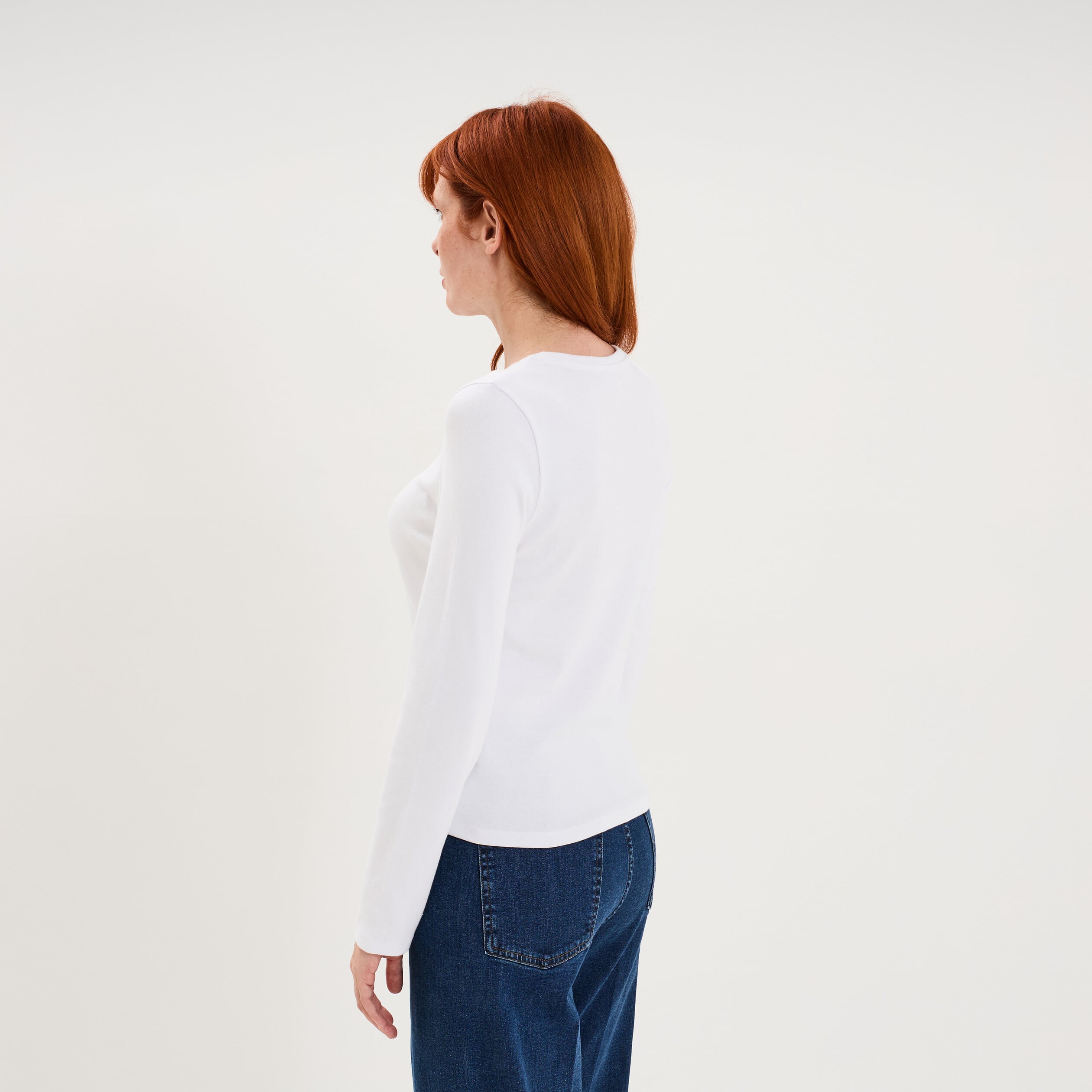 T-shirt manches longues col rond ajust&eacute; blanc femme