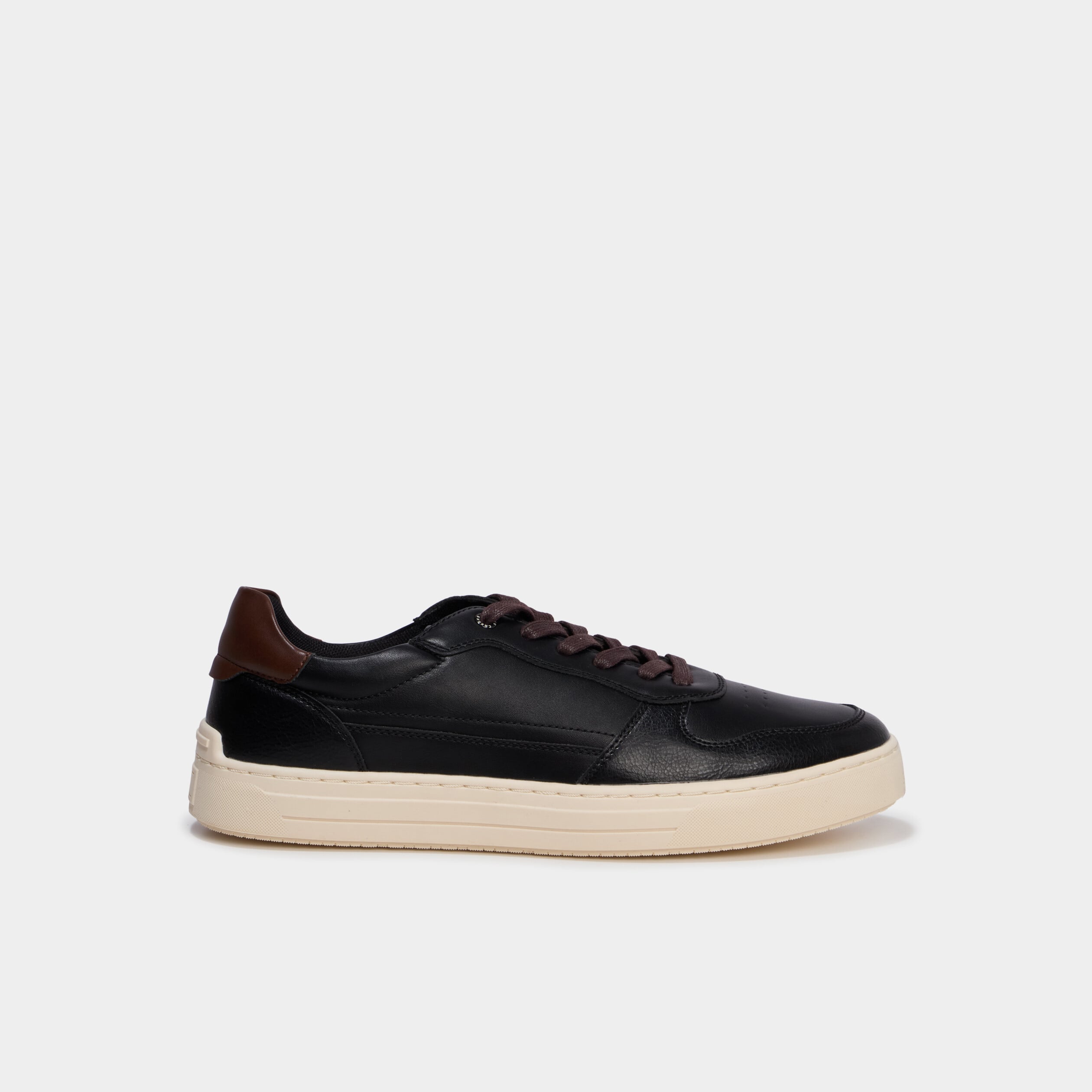 Baskets &agrave; lacets bi-mati&egrave;res noir homme